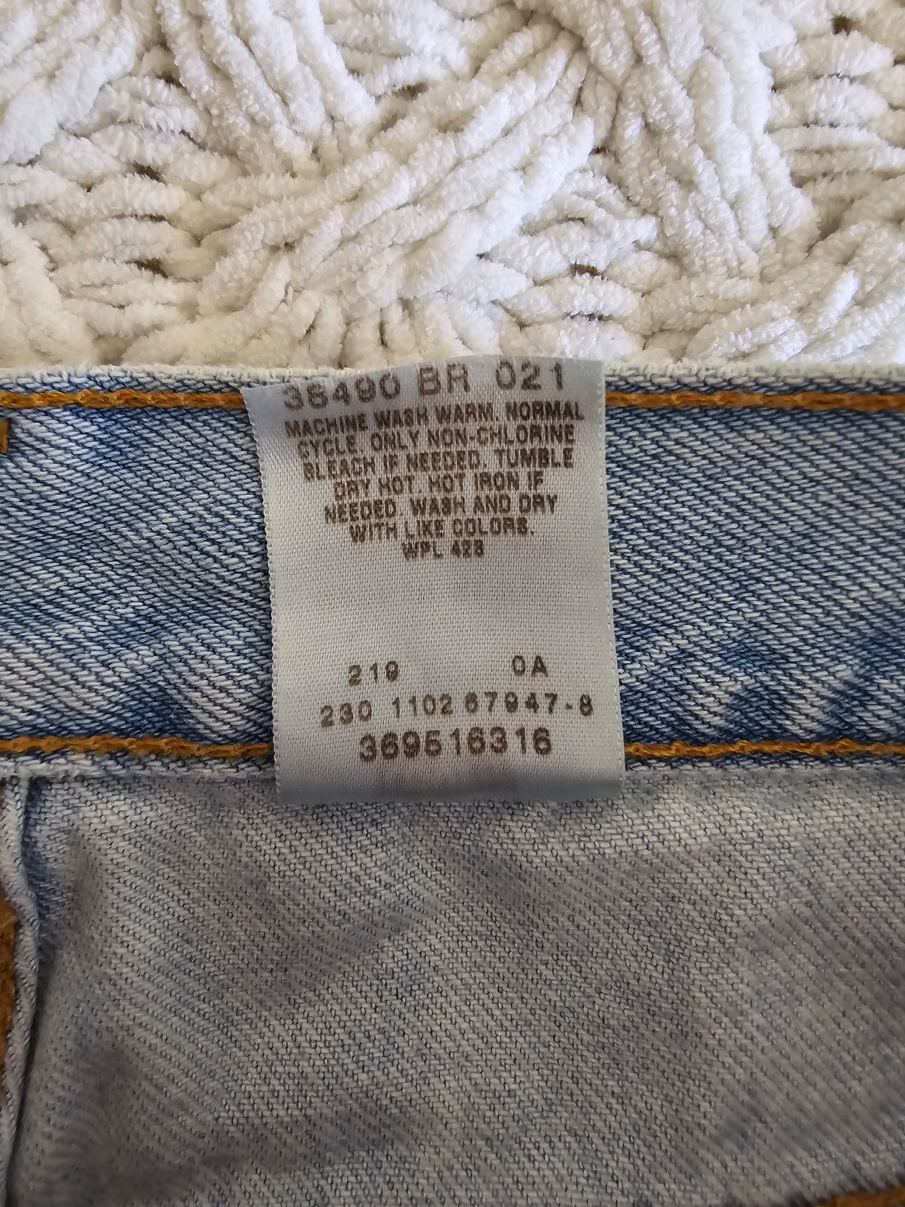 Vintage Levi's Denim Shorts (10)