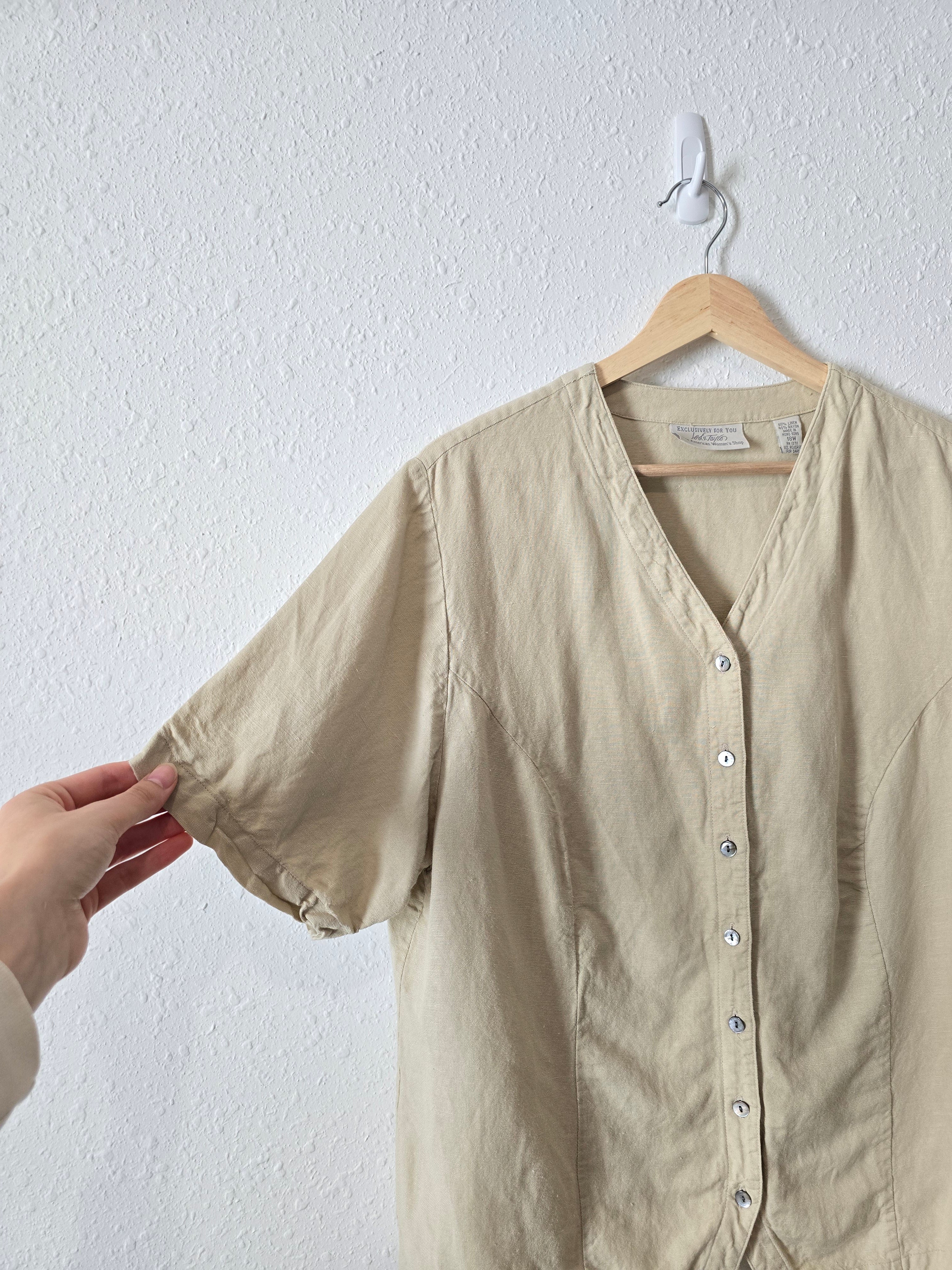 Vintage Sand Linen Button Up (18W)