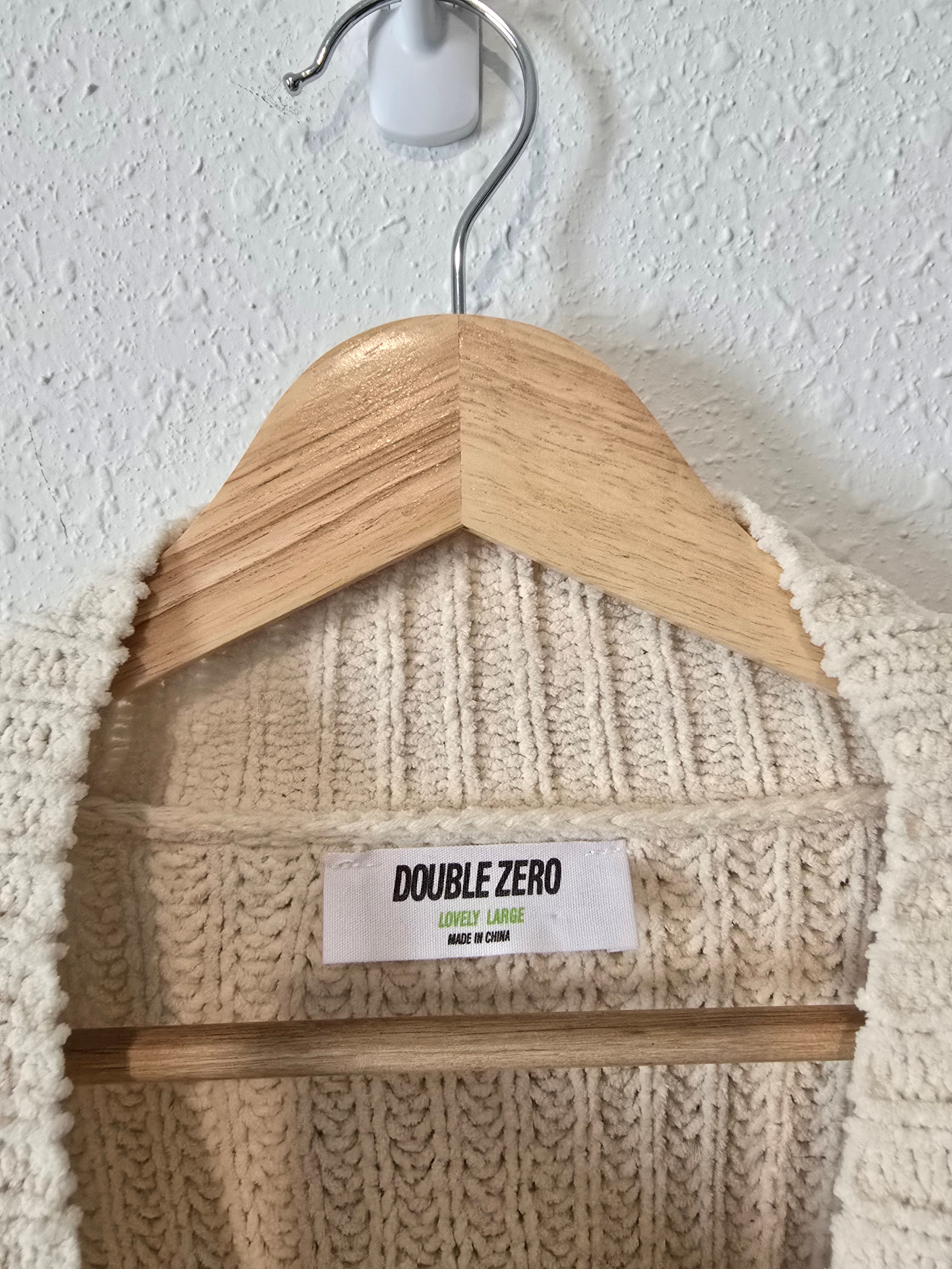 Cream Chunky Knit Sweater (L)