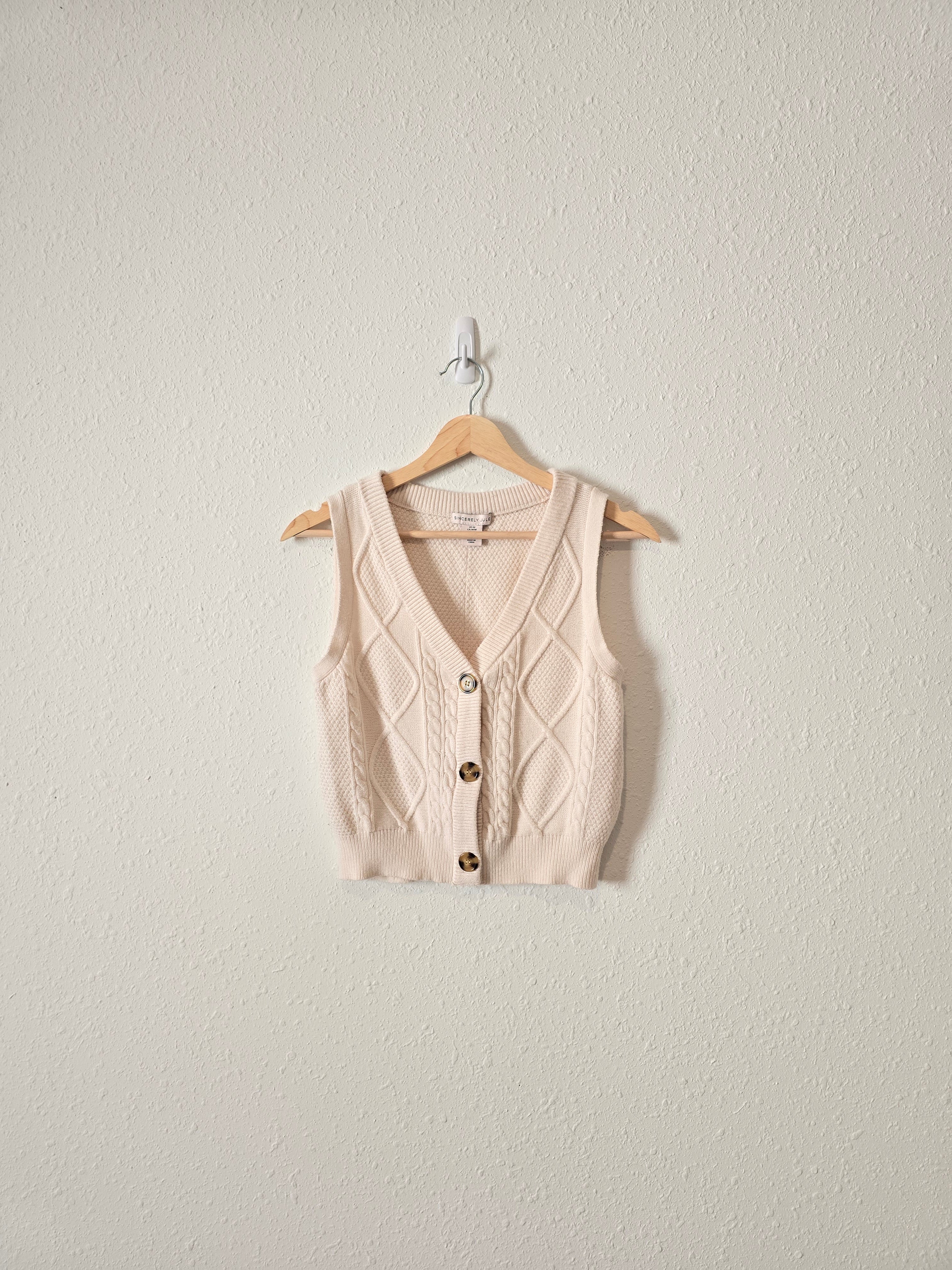 Cable Knit Sweater Vest (M)
