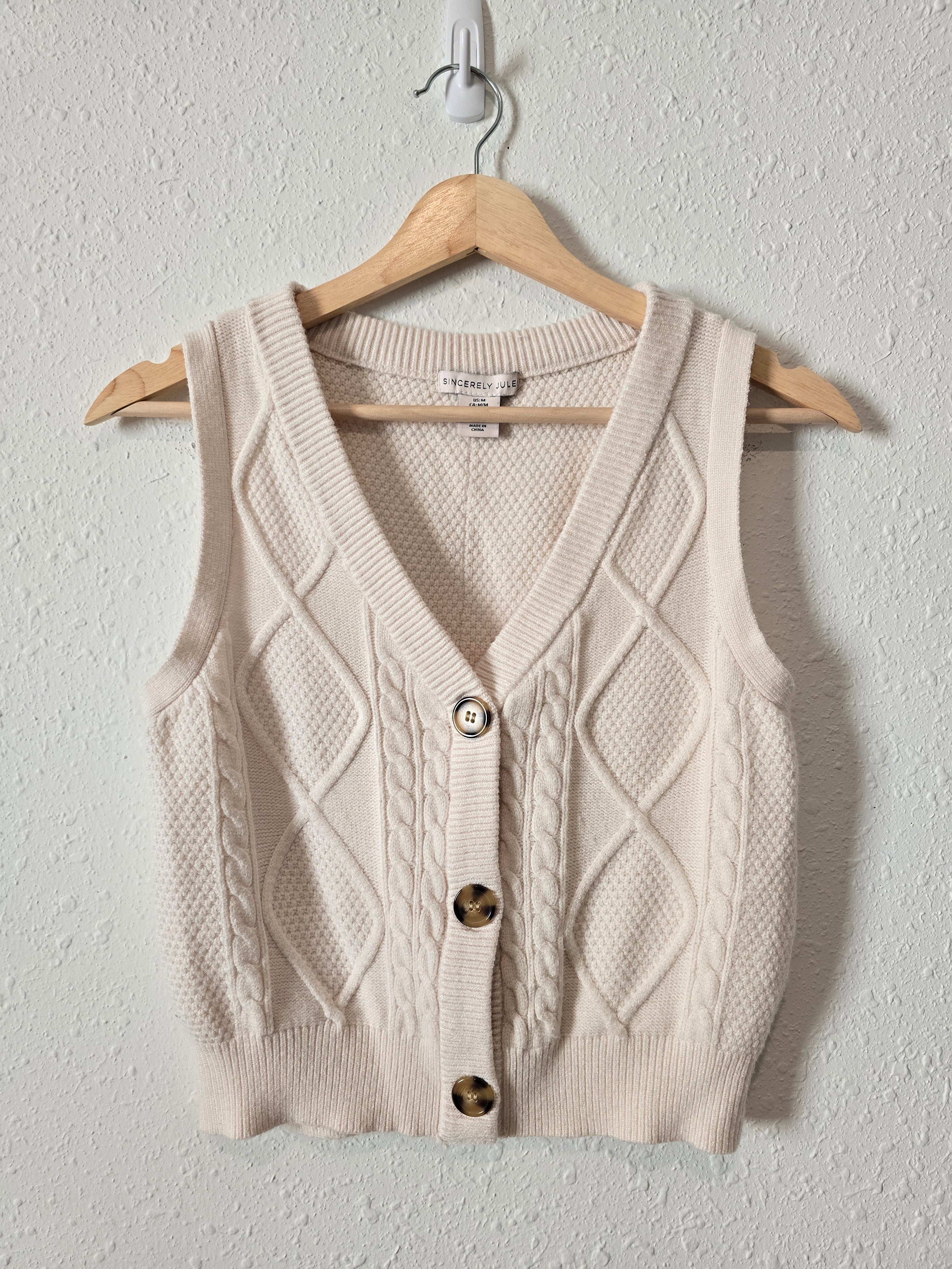 Cable Knit Sweater Vest (M)