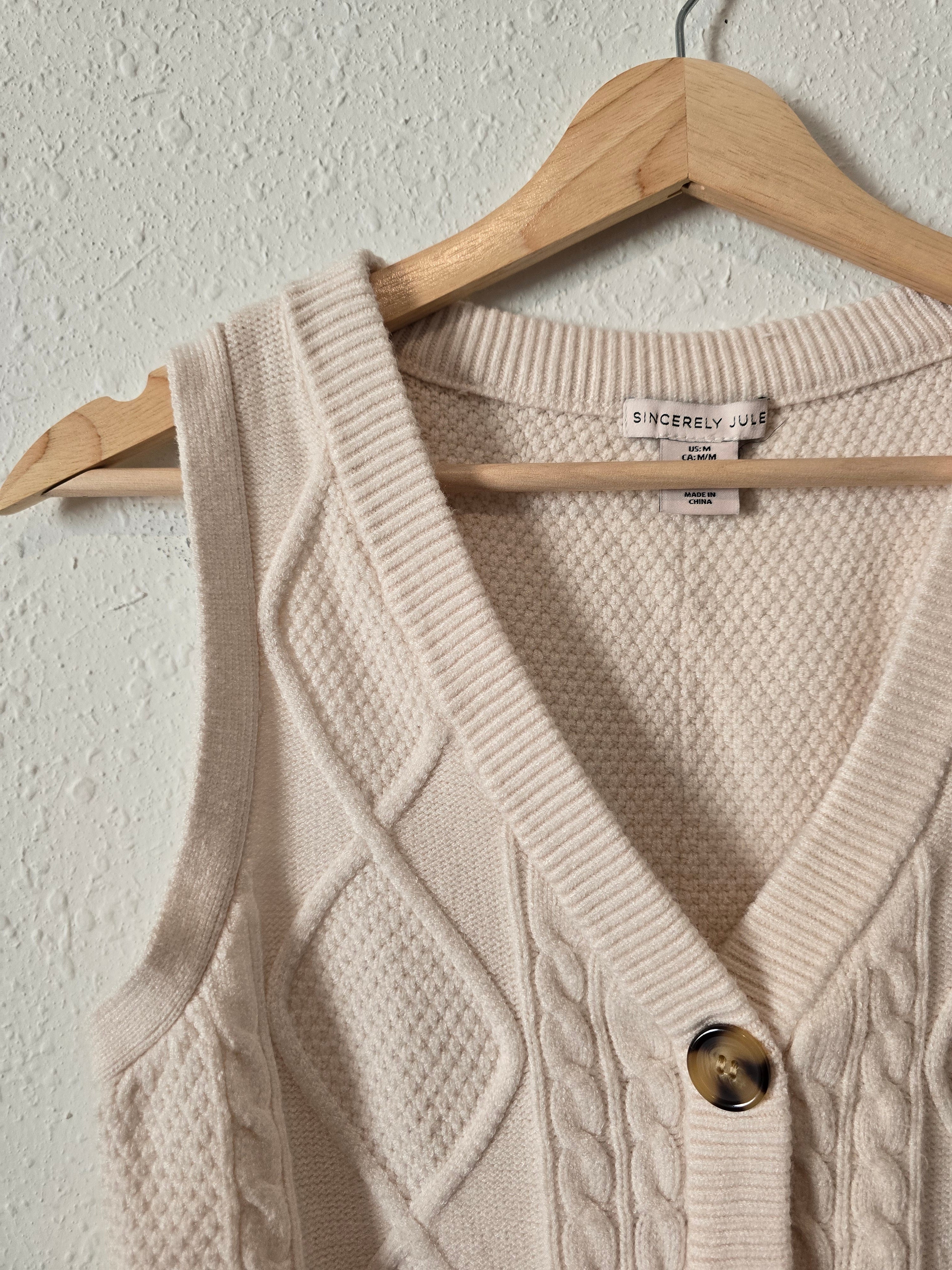 Cable Knit Sweater Vest (M)