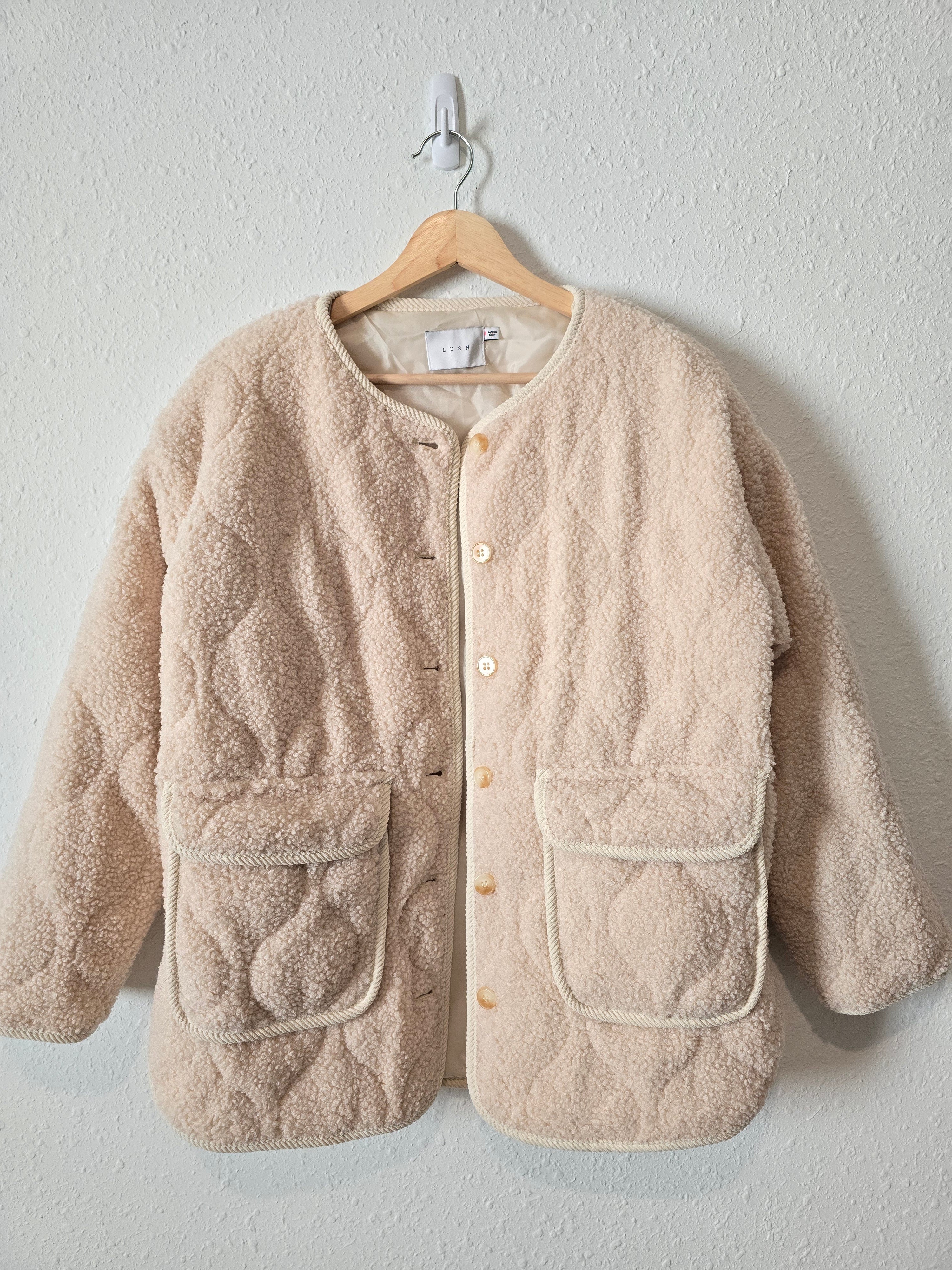 Lush Sherpa Button Up Jacket (S)