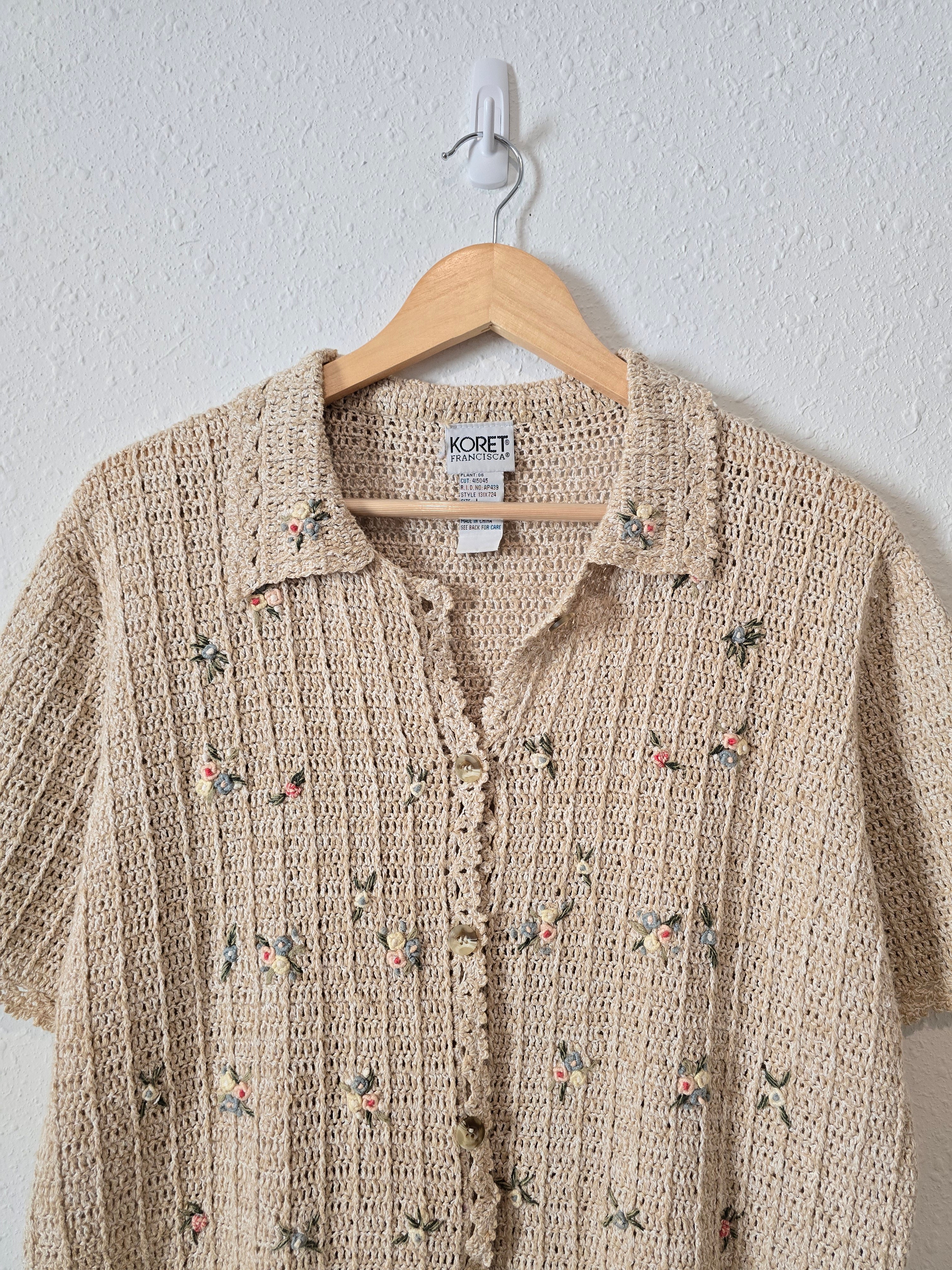 Vintage Floral Embroidered Sweater (L)