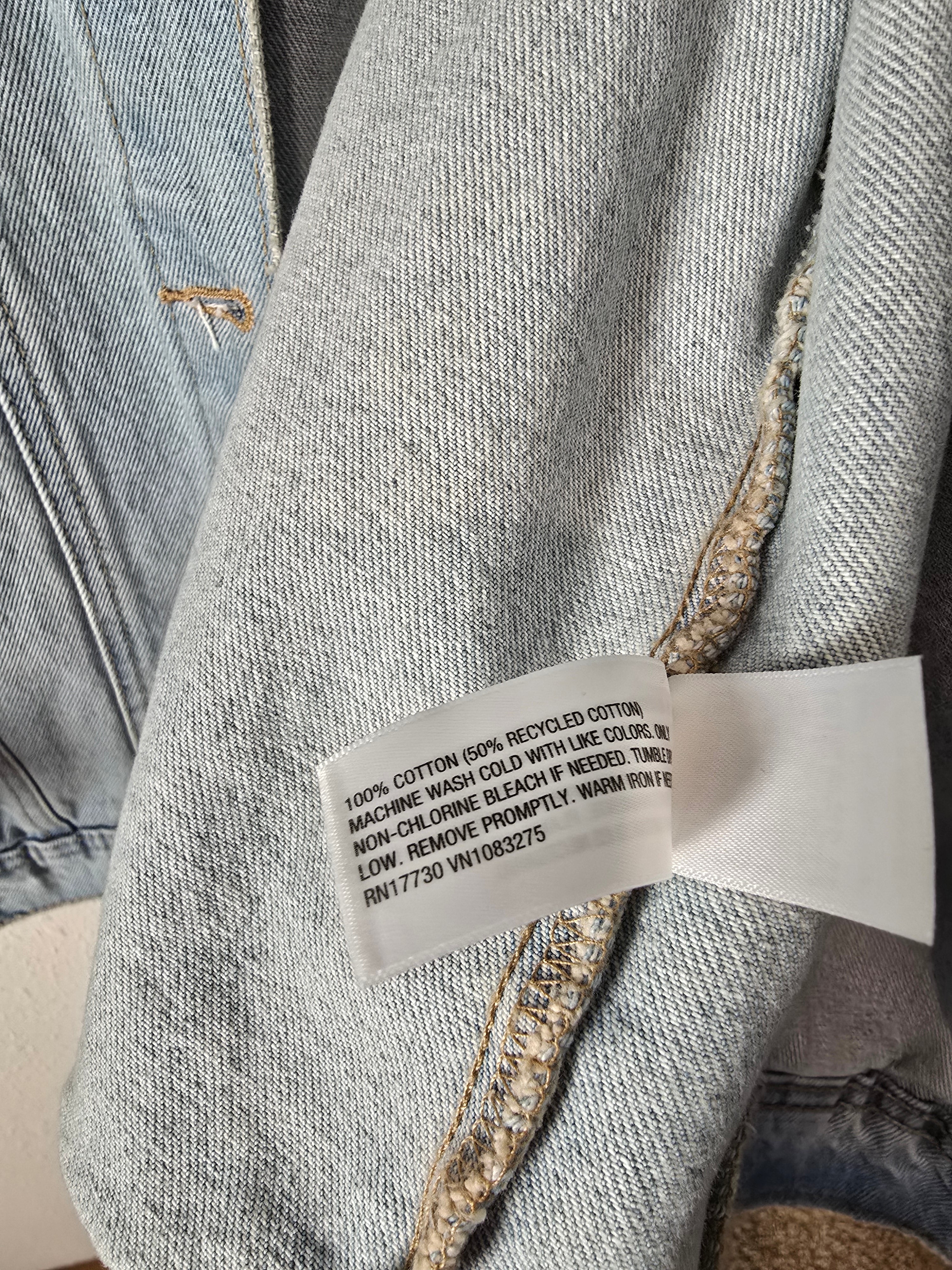 Light Wash Denim Jacket (XL)