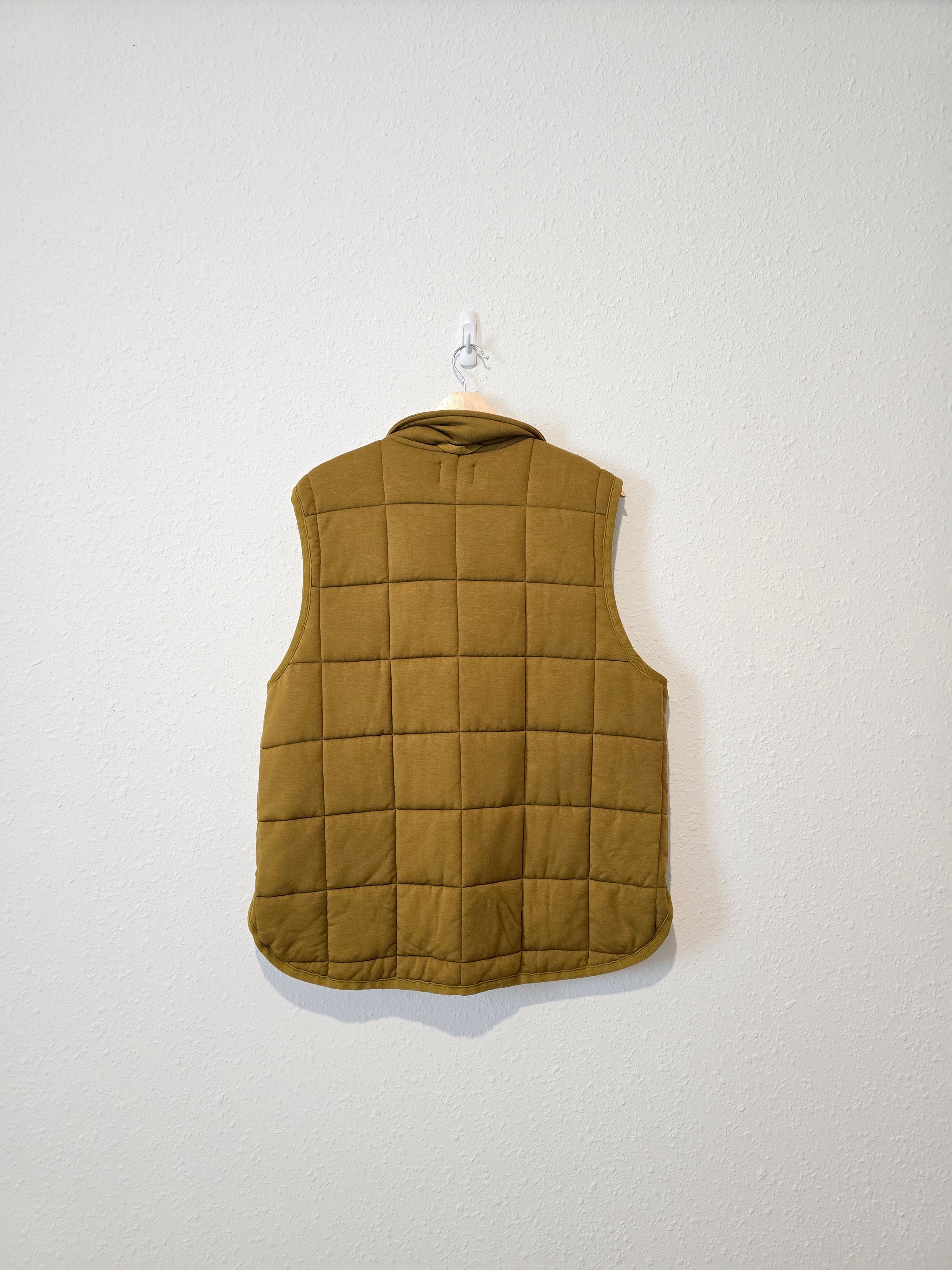 Lou & Grey Quilted Vest (L)