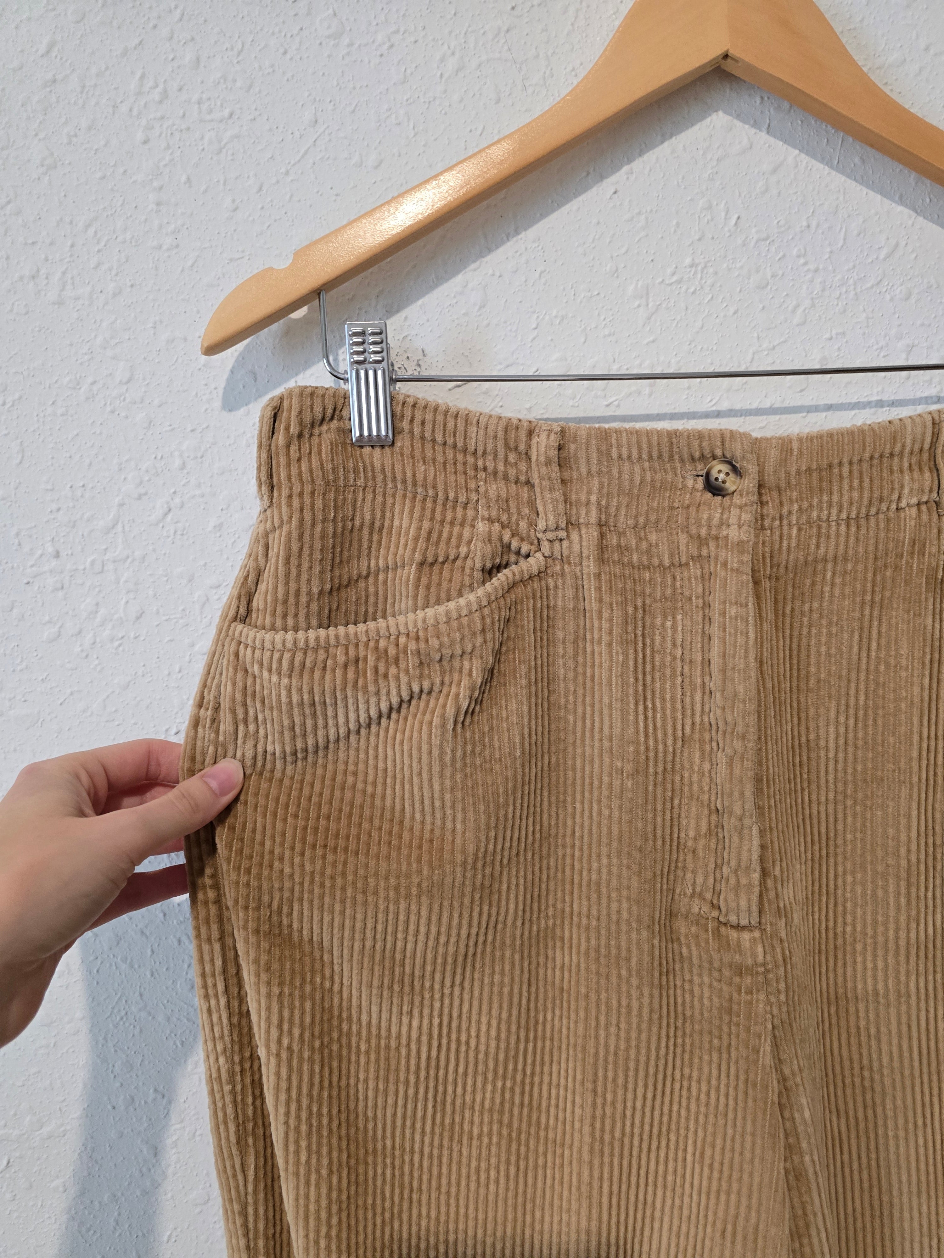 Vintage Corduroy Straight Pants (31)
