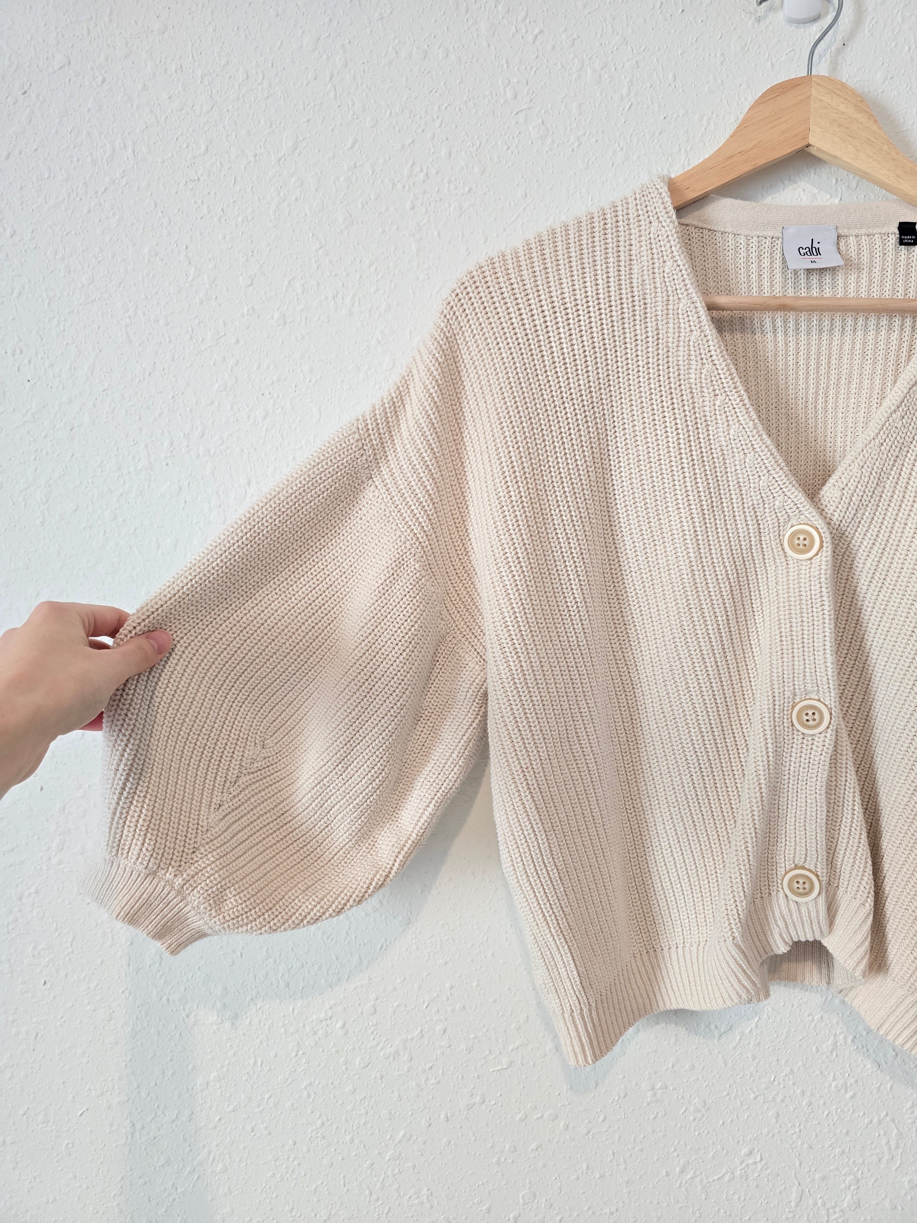 Cream Puff Sleeve Sweater (M)
