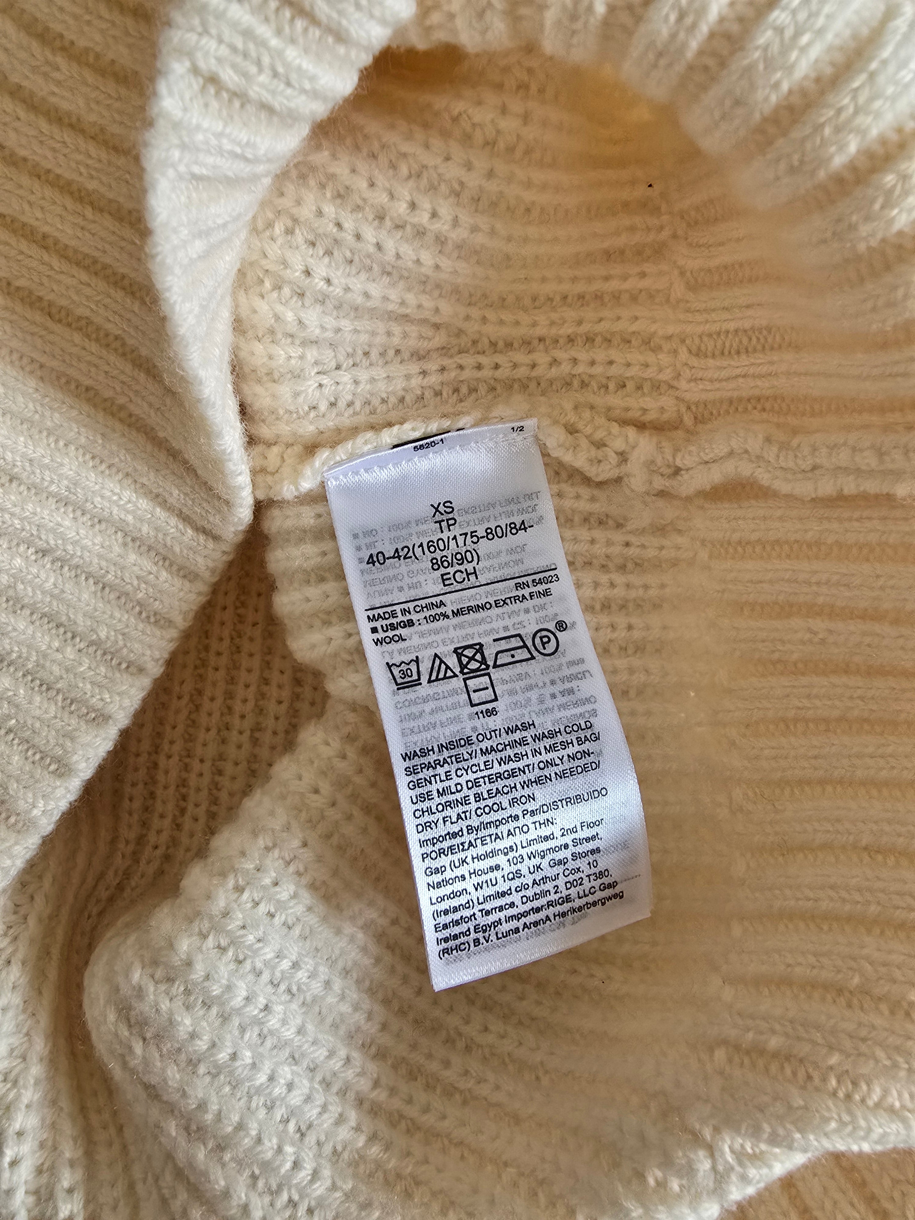 Banana Republic Wool Sweater Vest (XS)