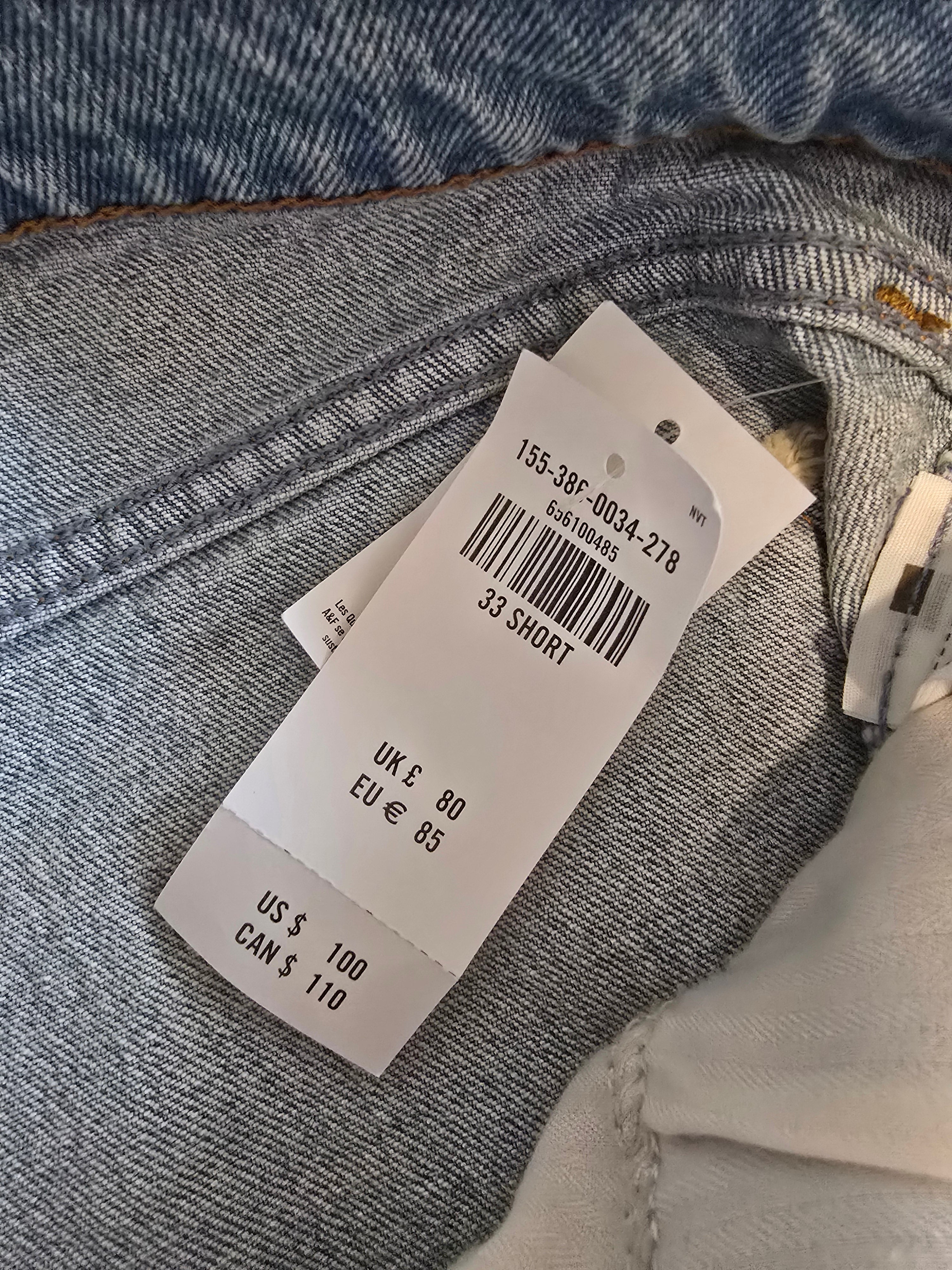 NEW Abercrombie 90s Relaxed Jeans (33/16s)