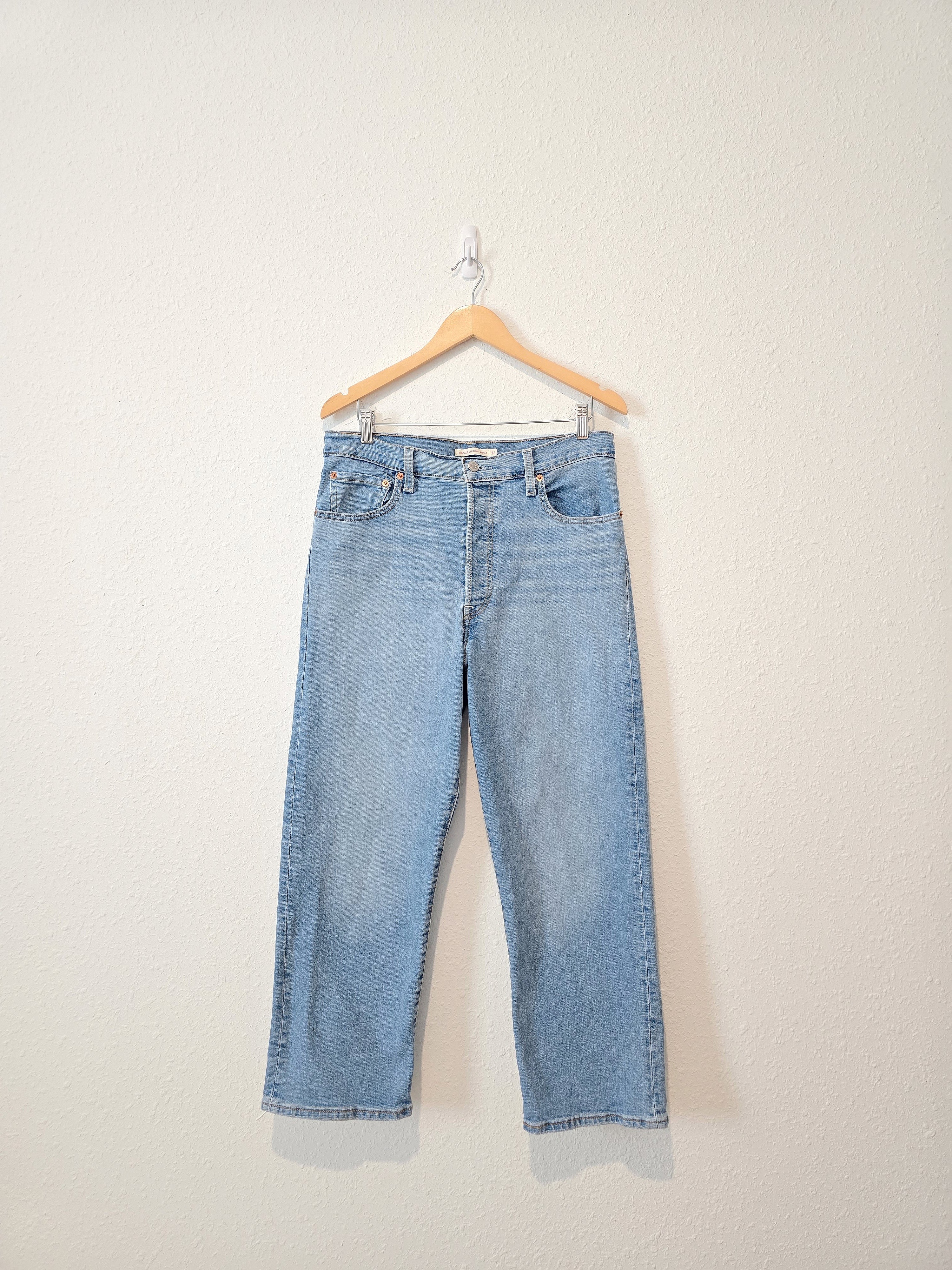 Levi's Ribcage Straight Jeans (32)