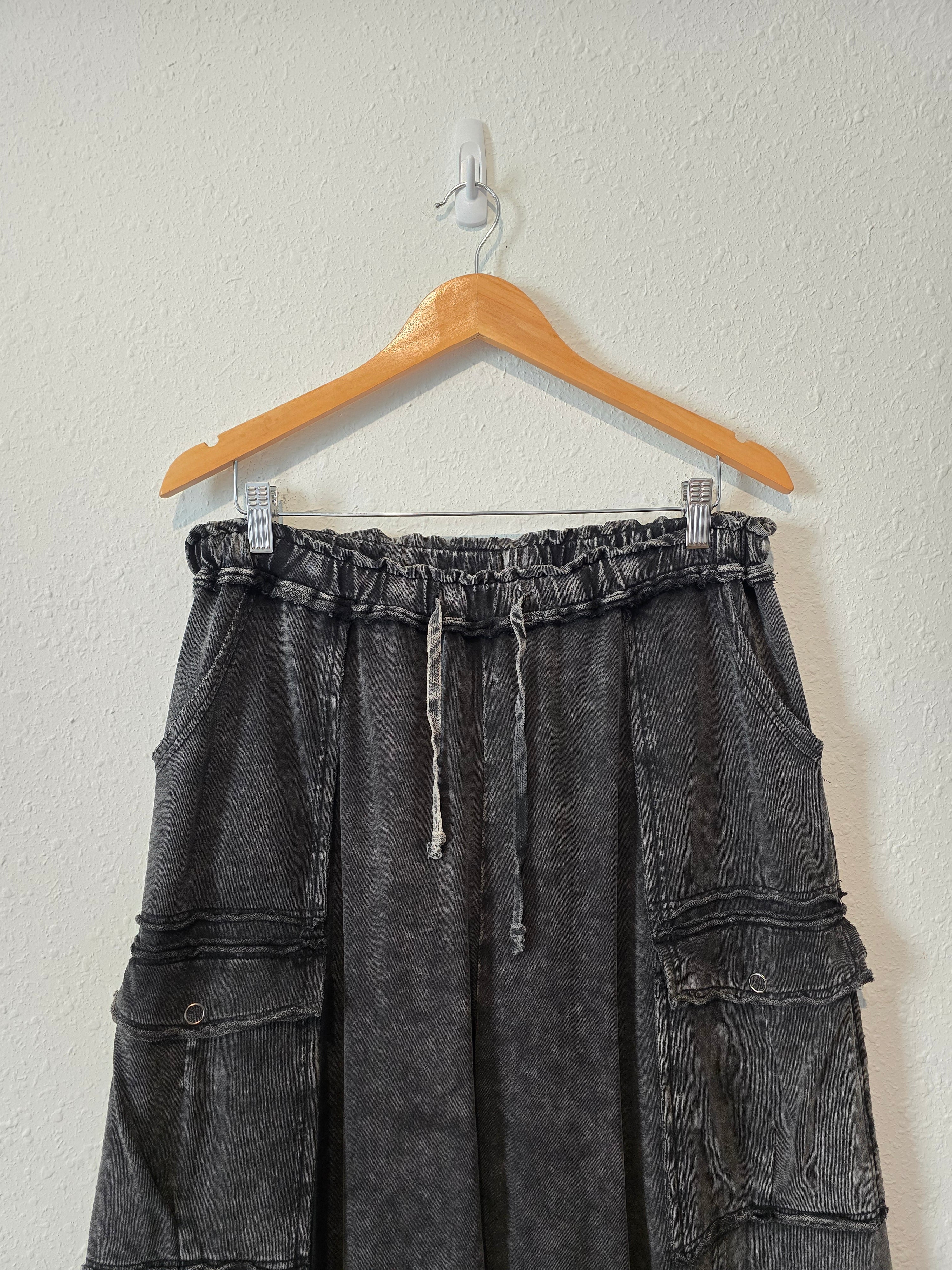 Easel Black Wide Leg Pants (1X)