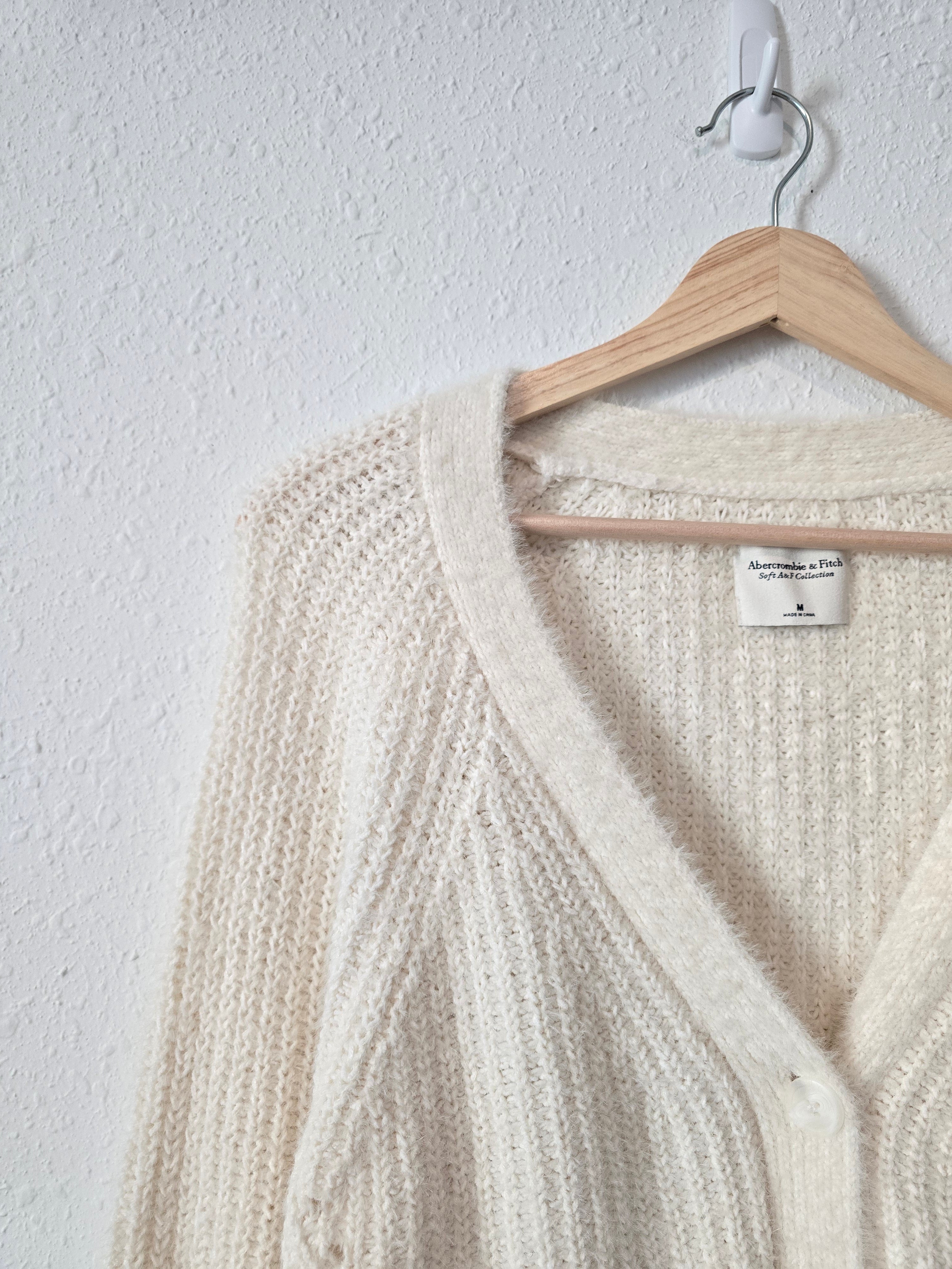 Abercrombie Cozy Button Up Sweater (M)