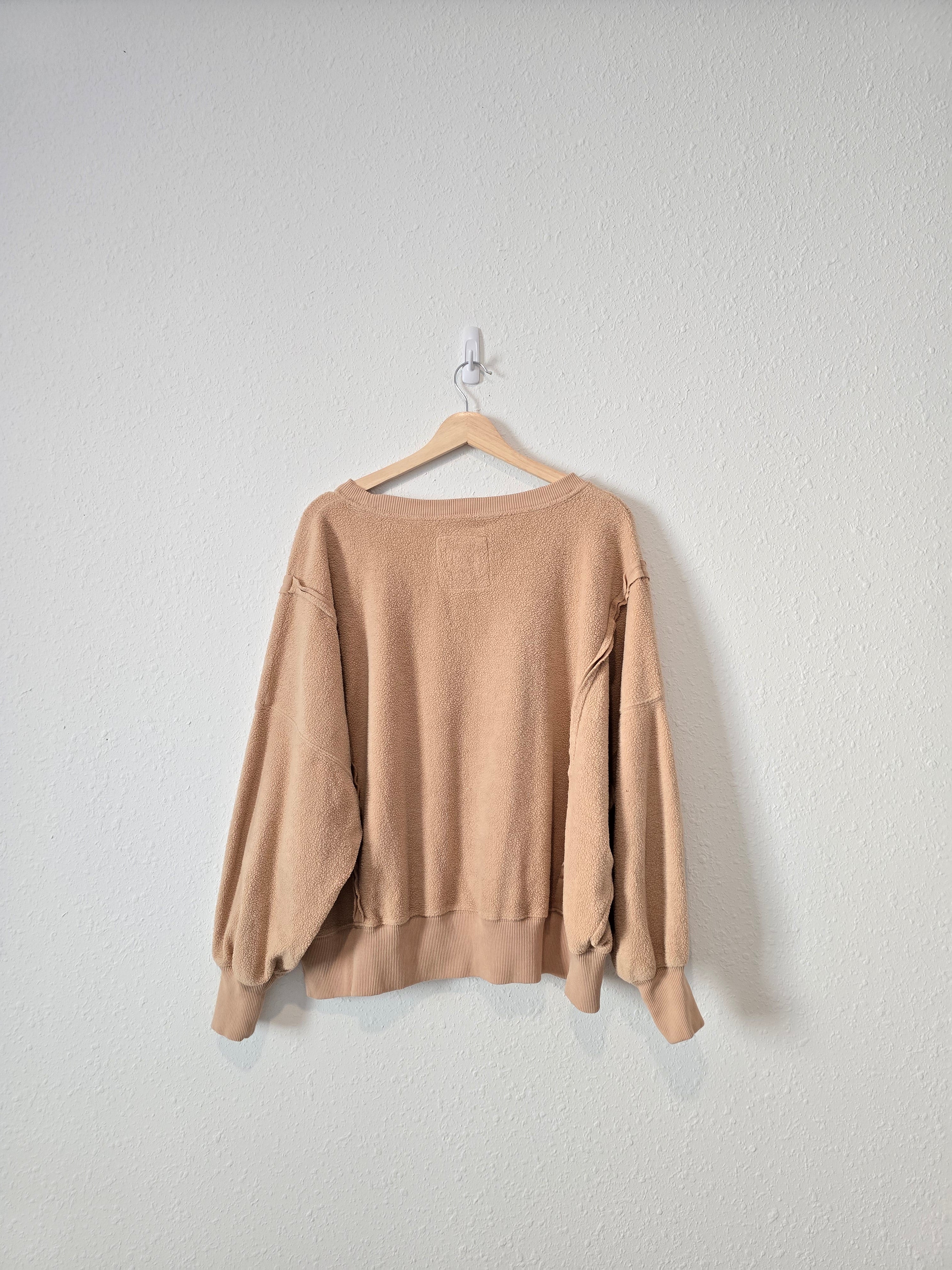 Oversized Fleece Sweatshirt (XS)