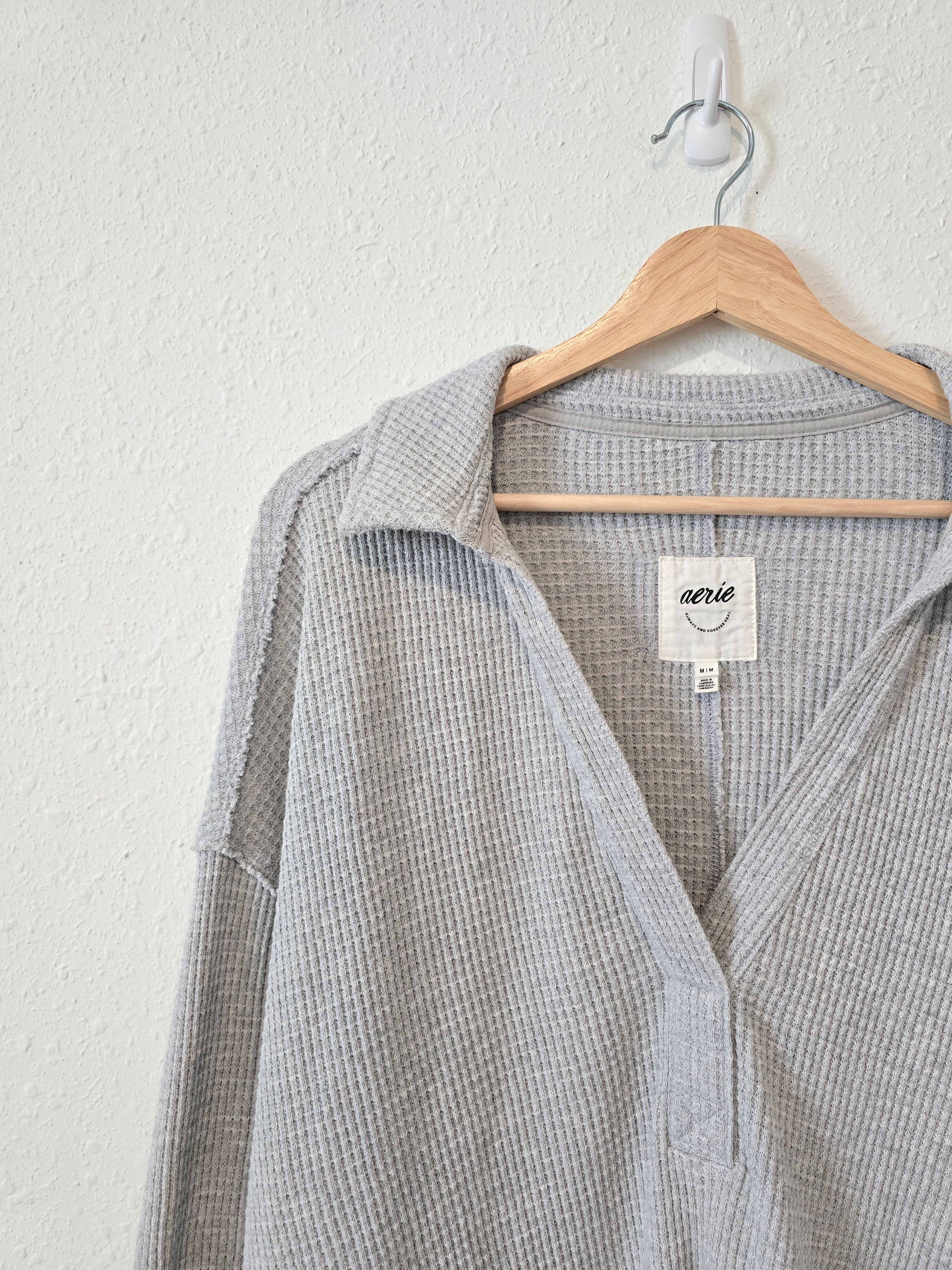 Aerie Gray Waffle Pullover (M)