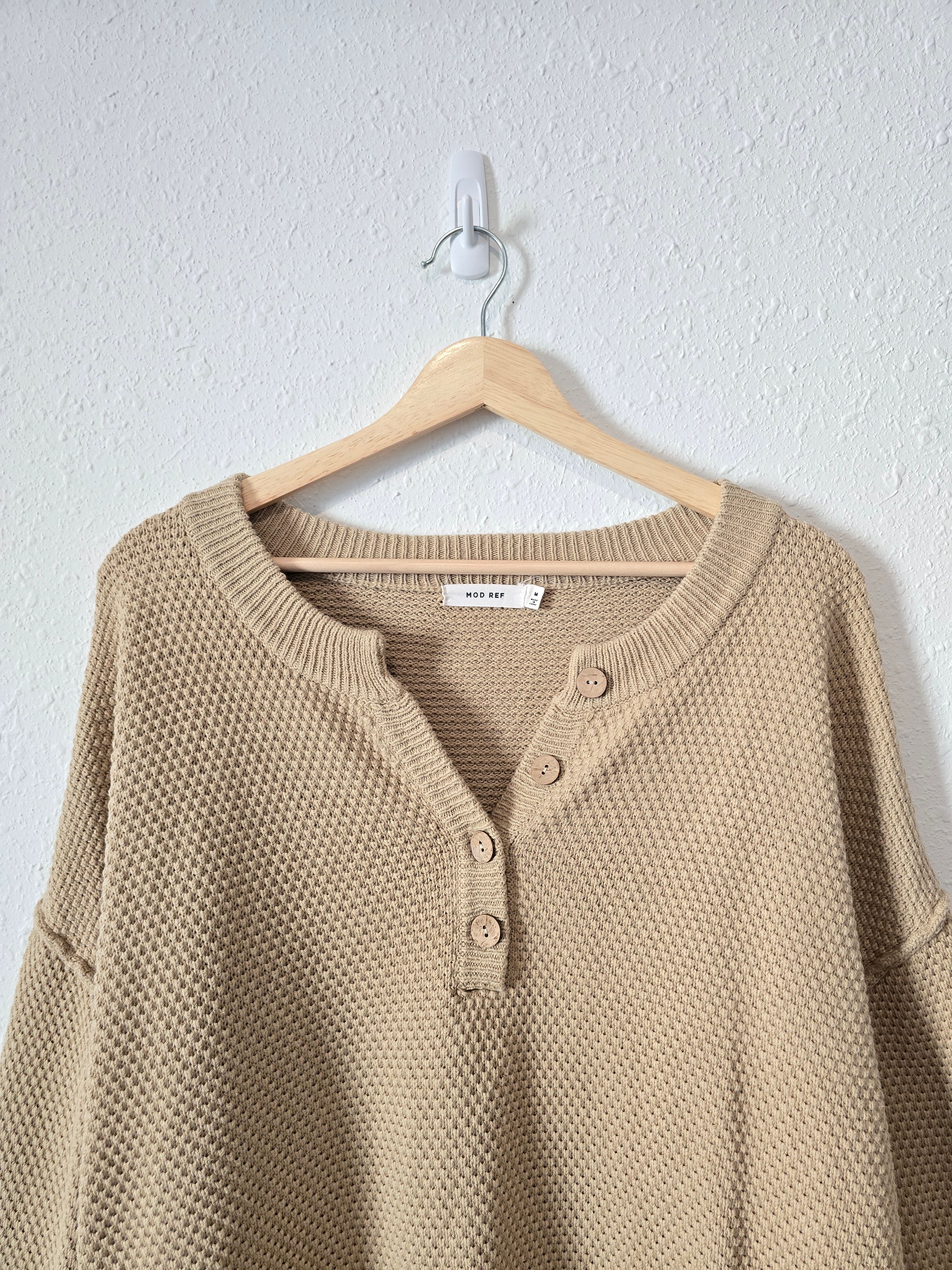 Mod Ref Waffle Henley Sweater (M)