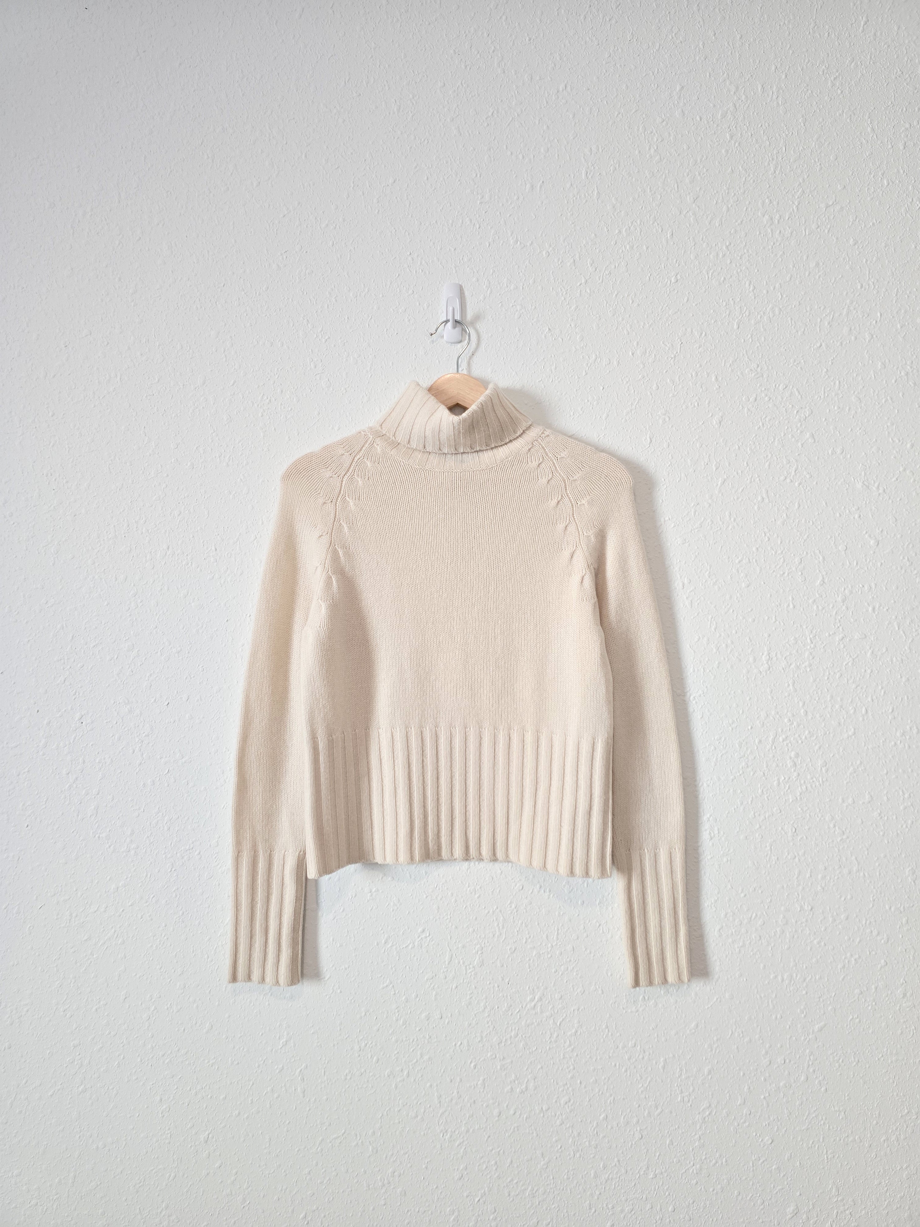 Vintage Cashmere Turtleneck Sweater (S)