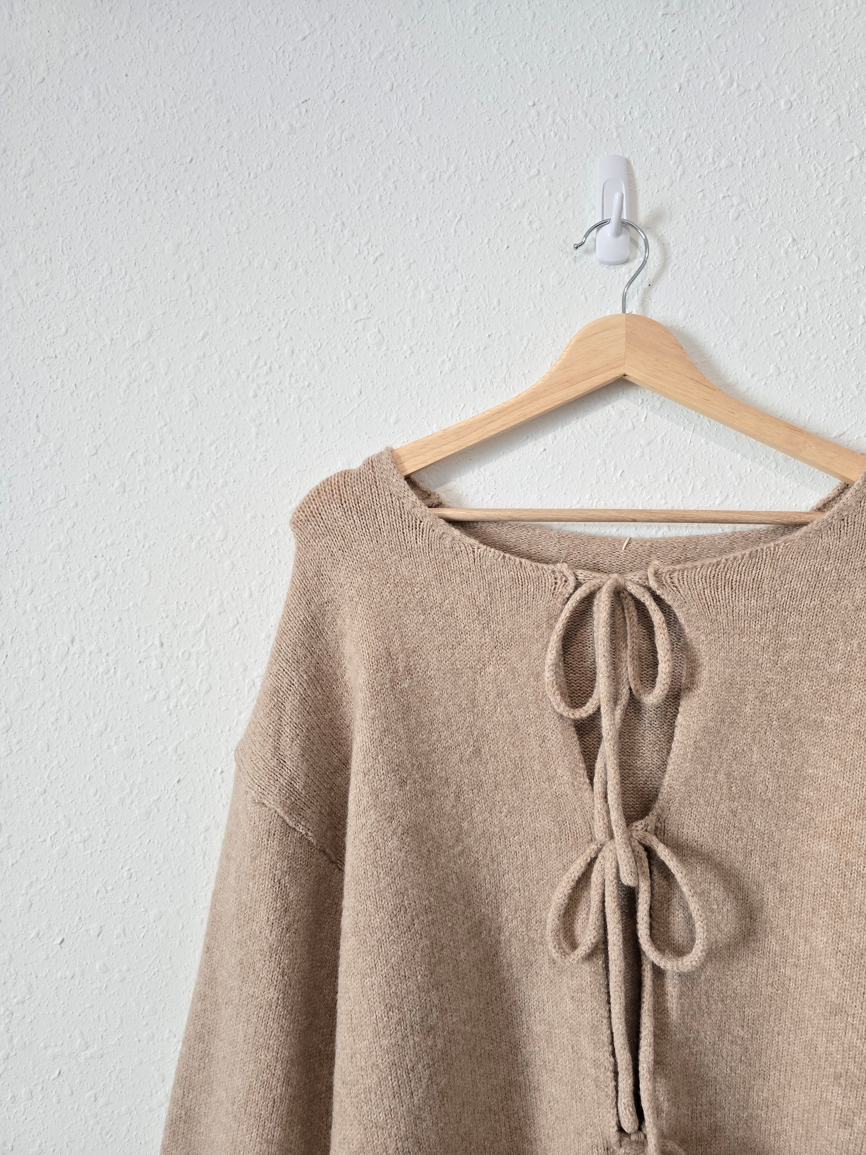NEW Neutral Tie Front Sweater (XL)