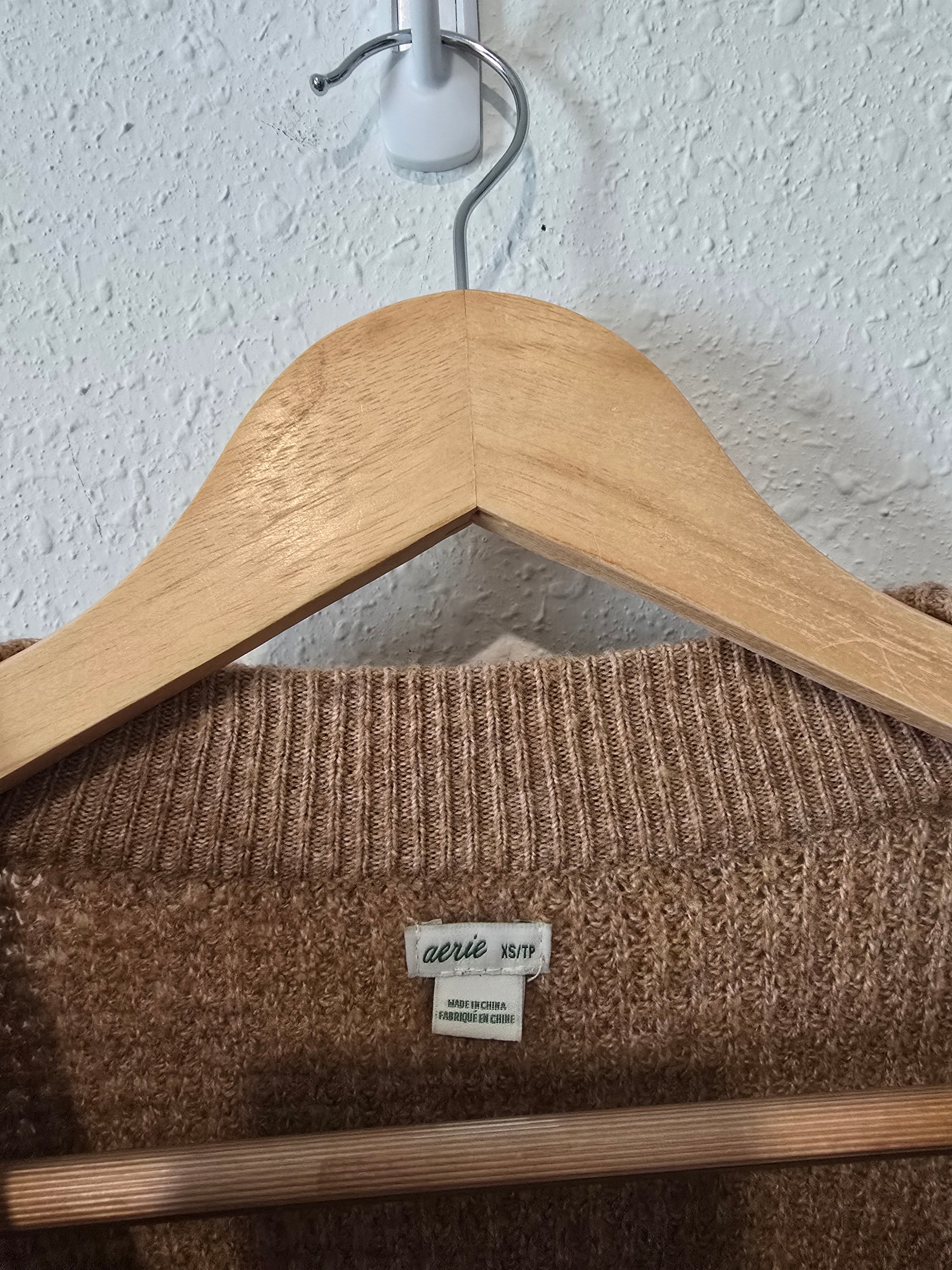 Aerie Oversized Waffle Sweater (XS)