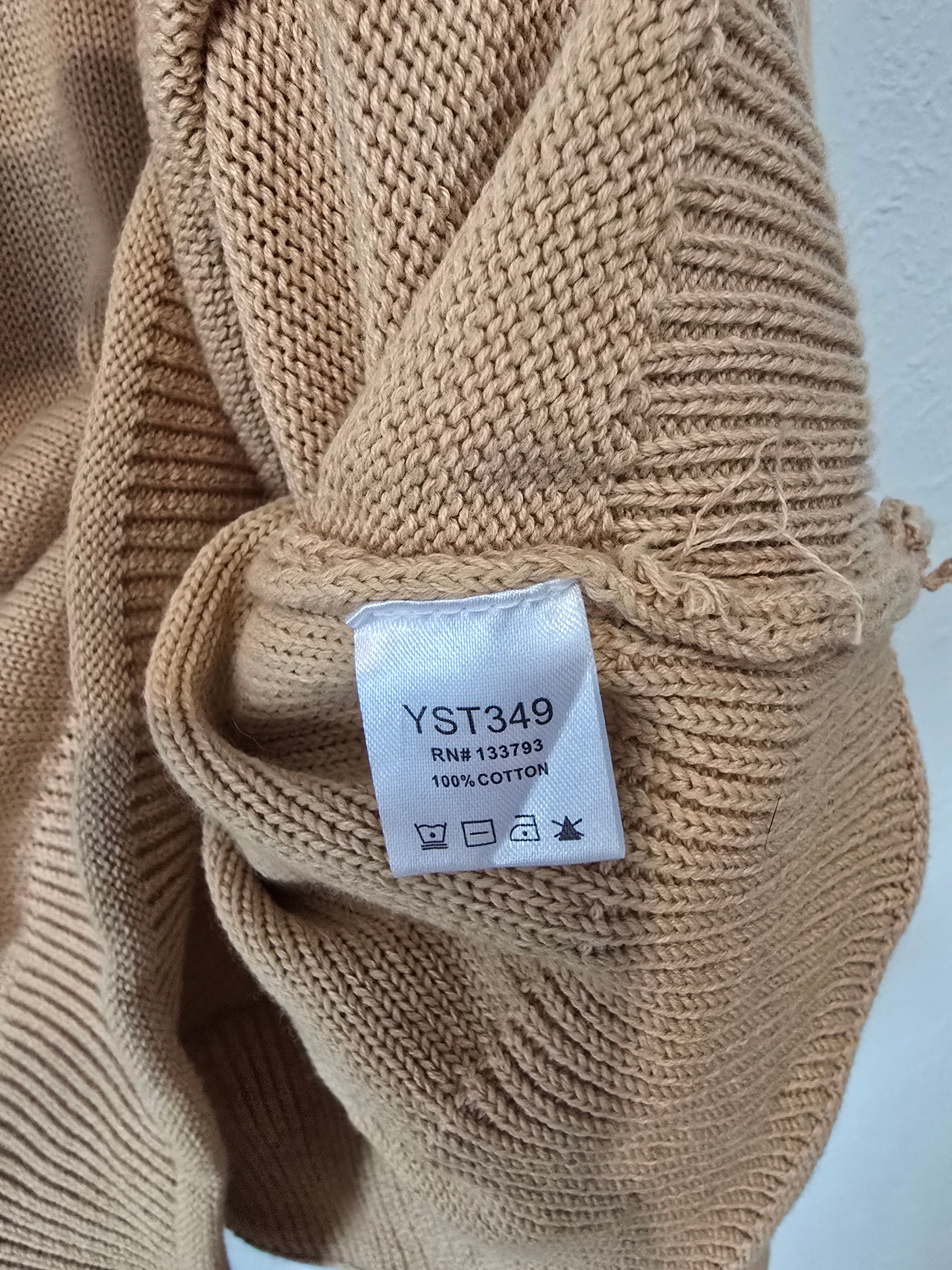 POL Oversized Slouchy Sweater (M)