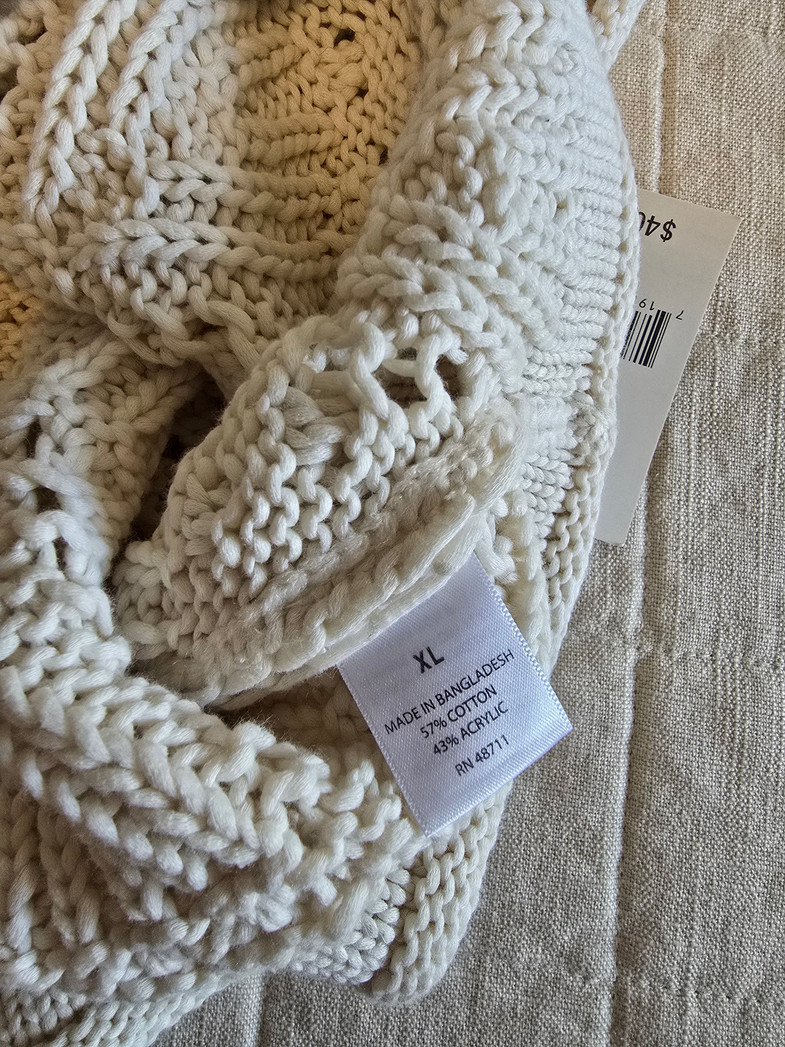 Chunky Crochet Sweater Top (XL)