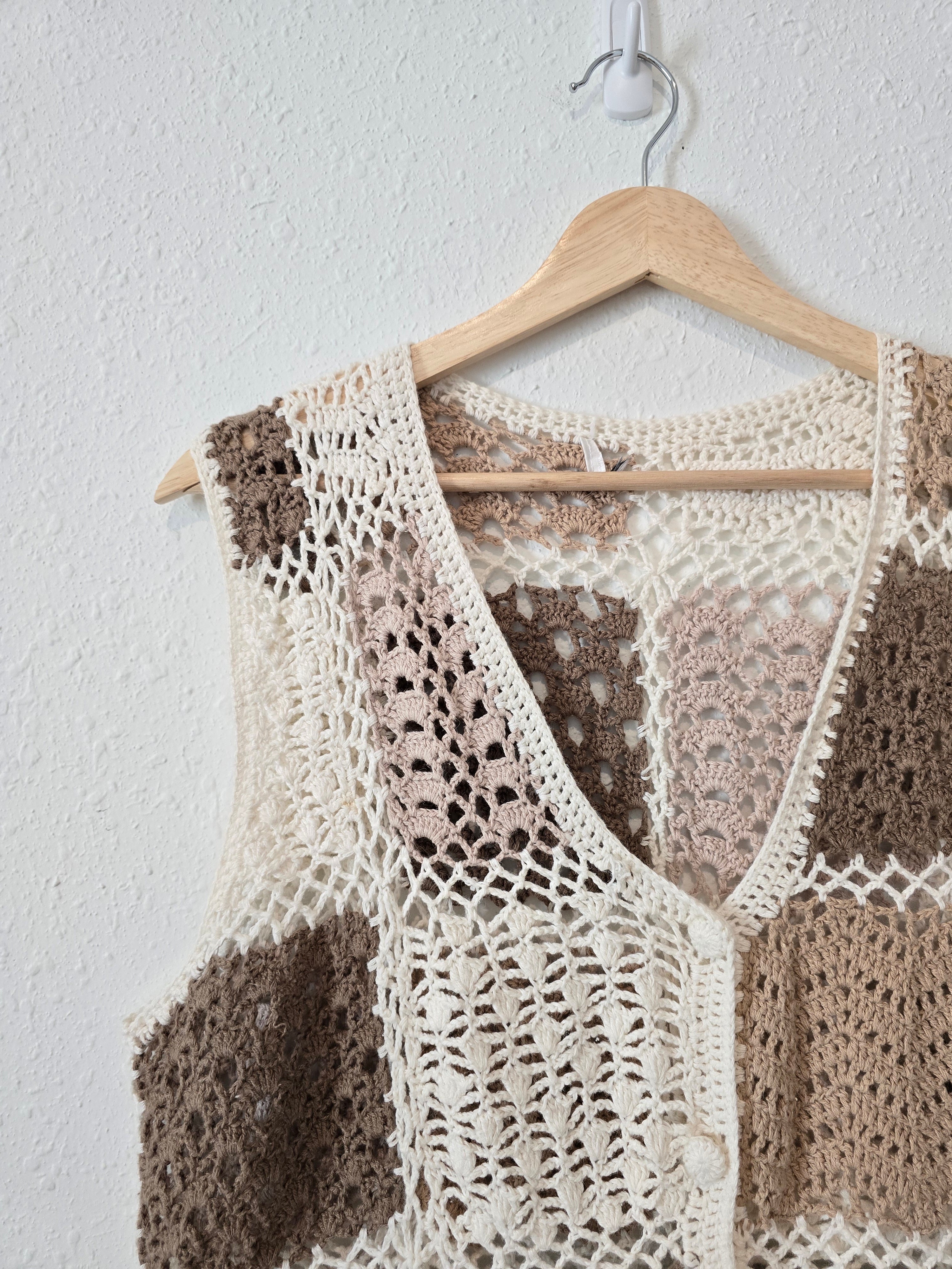Neutral Crochet Knit Vest (L/XL)
