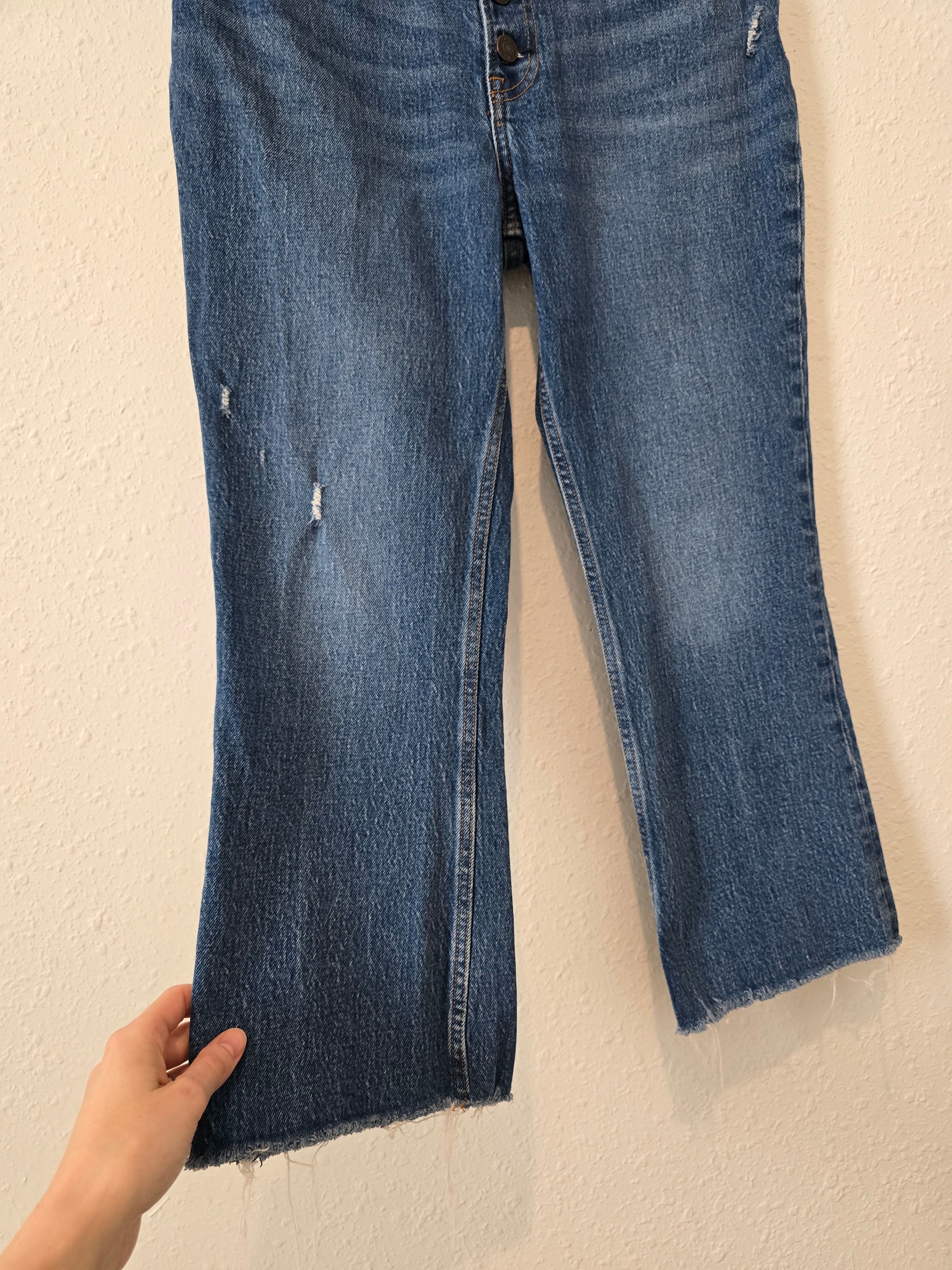 Abercrombie High Rise Kick Flare Jeans (28/6s)