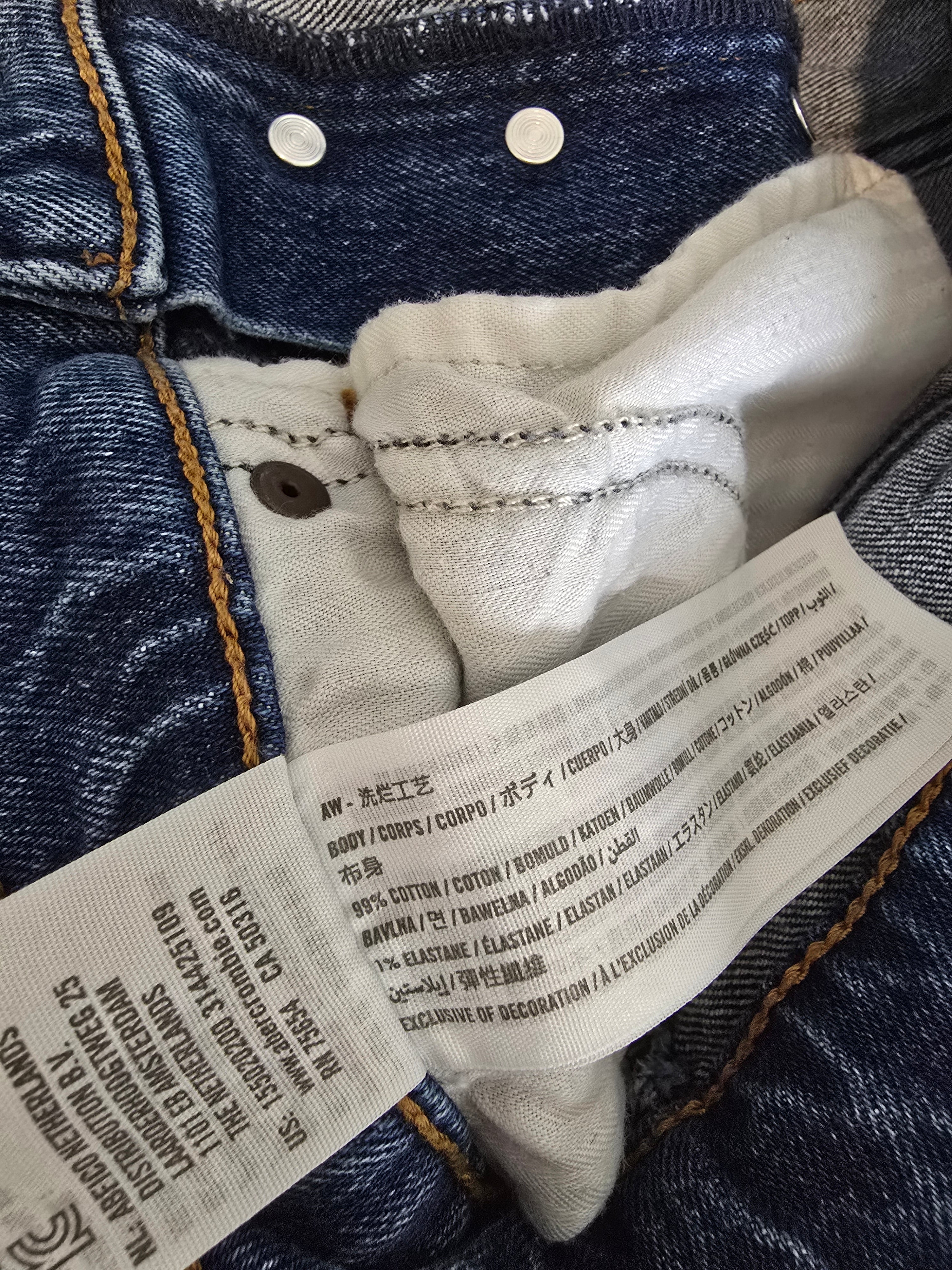 Abercrombie High Rise Kick Flare Jeans (28/6s)