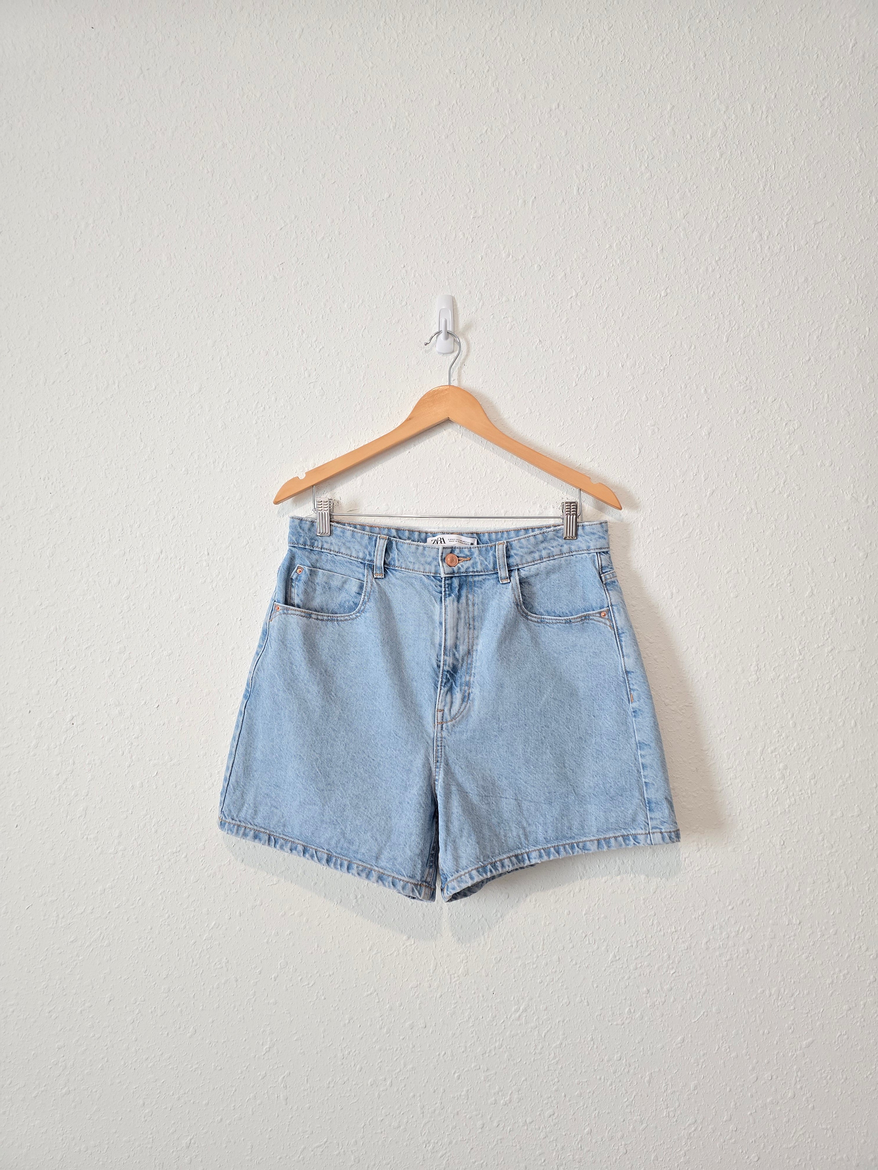 Zara Light Wash Denim Shorts (10)