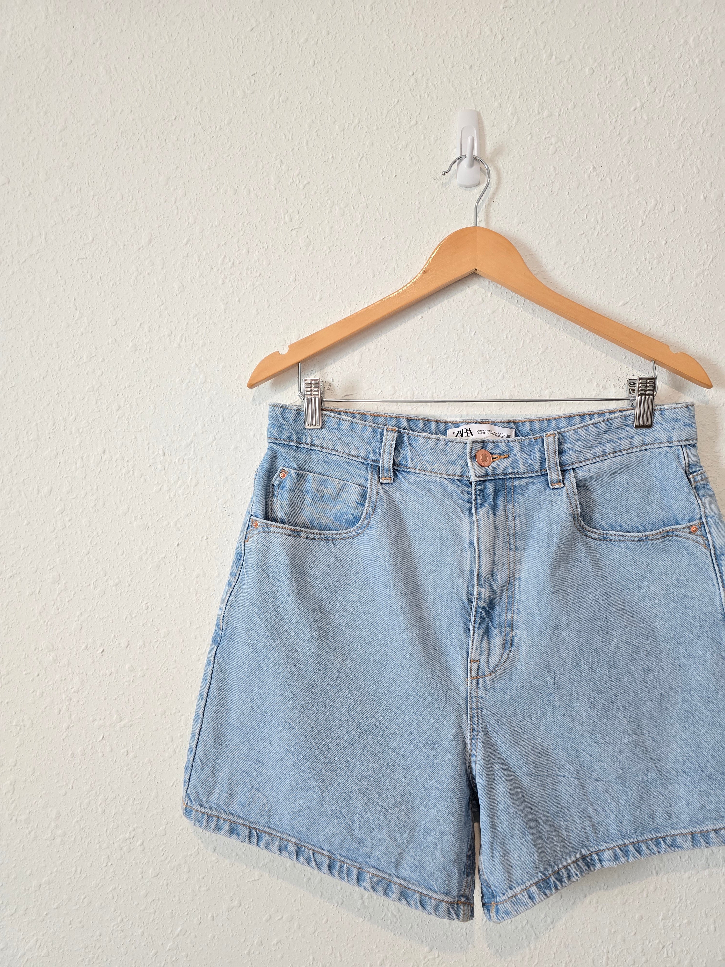 Zara Light Wash Denim Shorts (10)