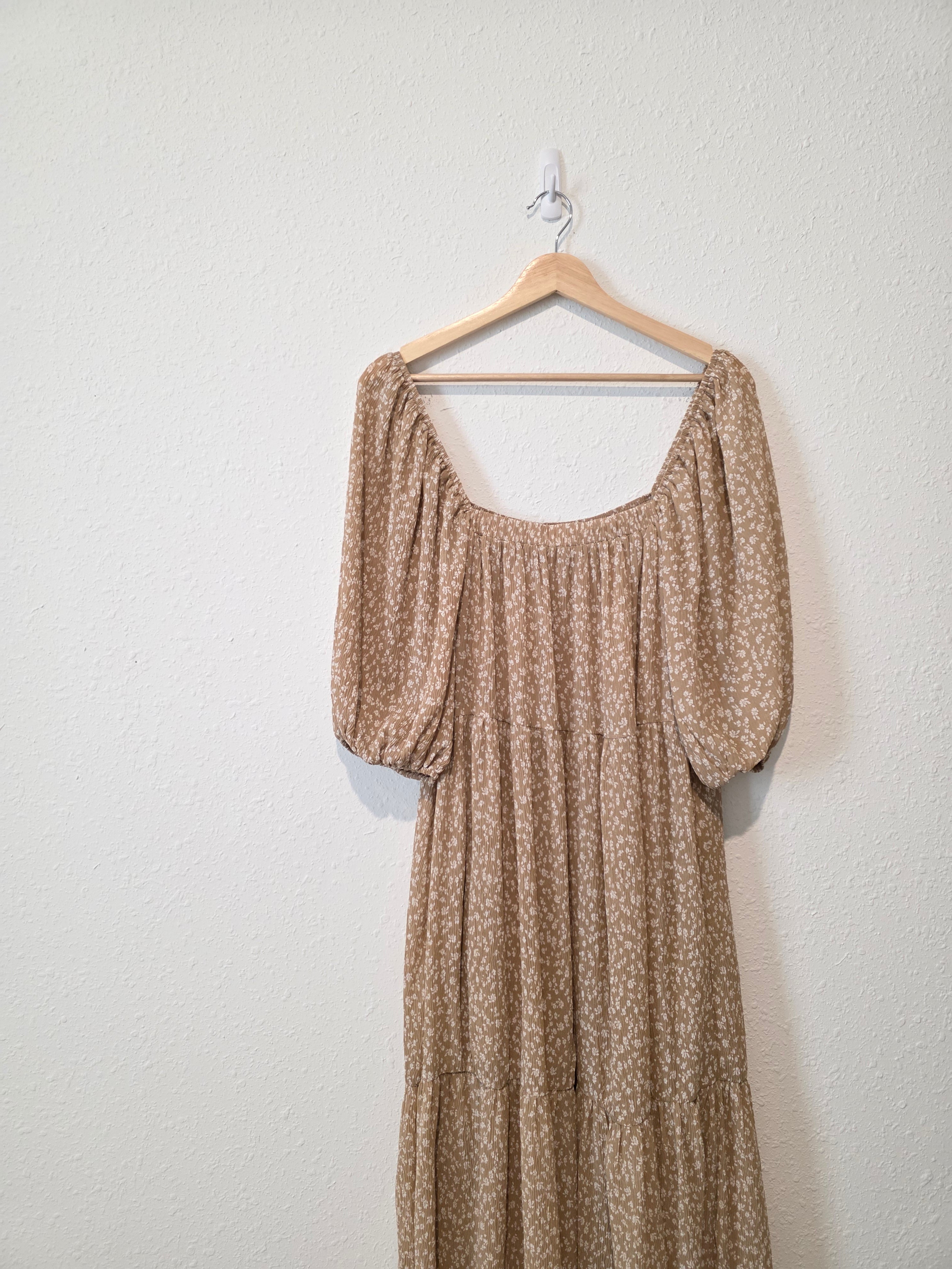 Carly Jean Floral Midi Dress (M)
