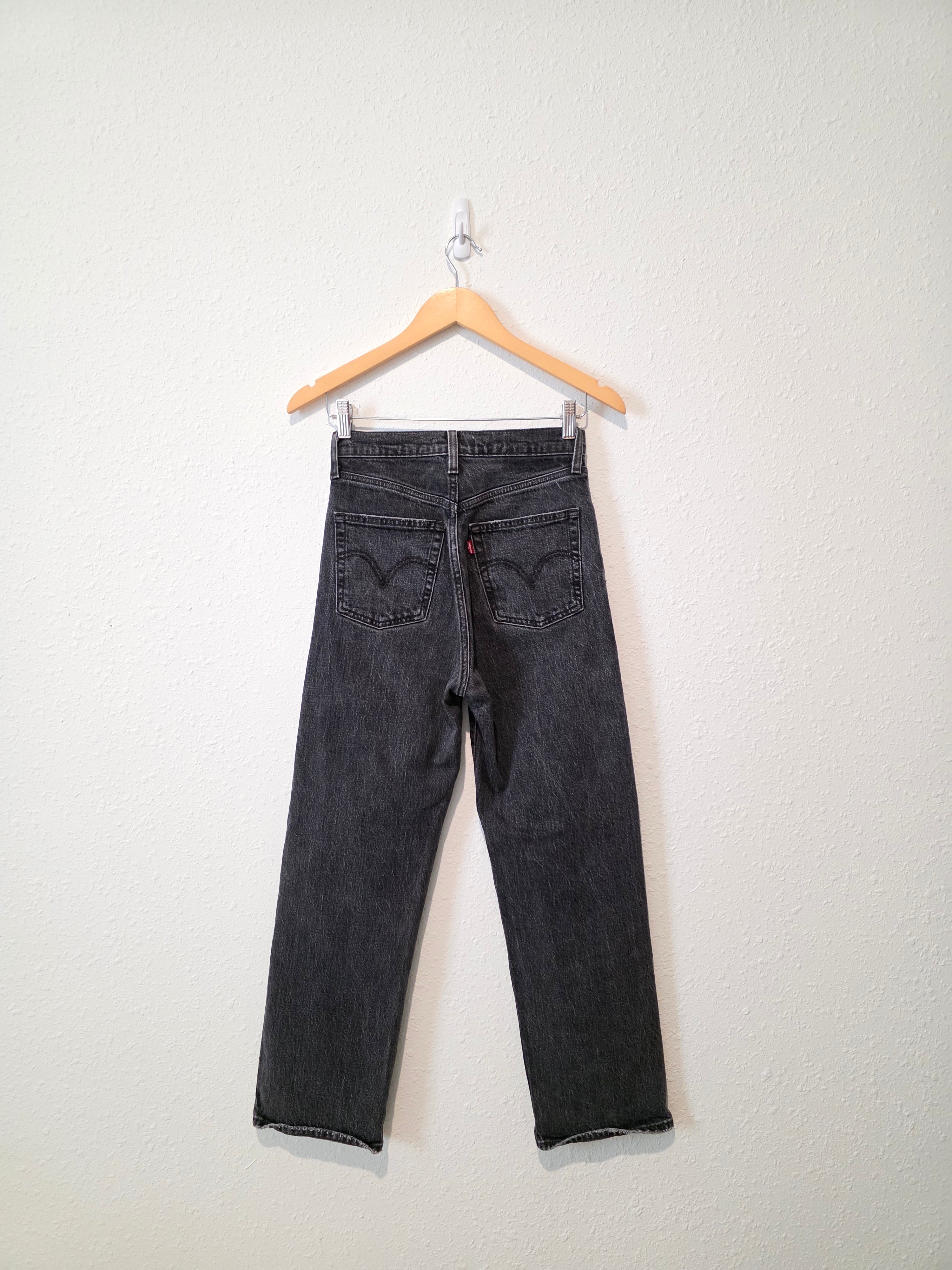 Levi's Ribcage Straight Ankle Jeans (25)