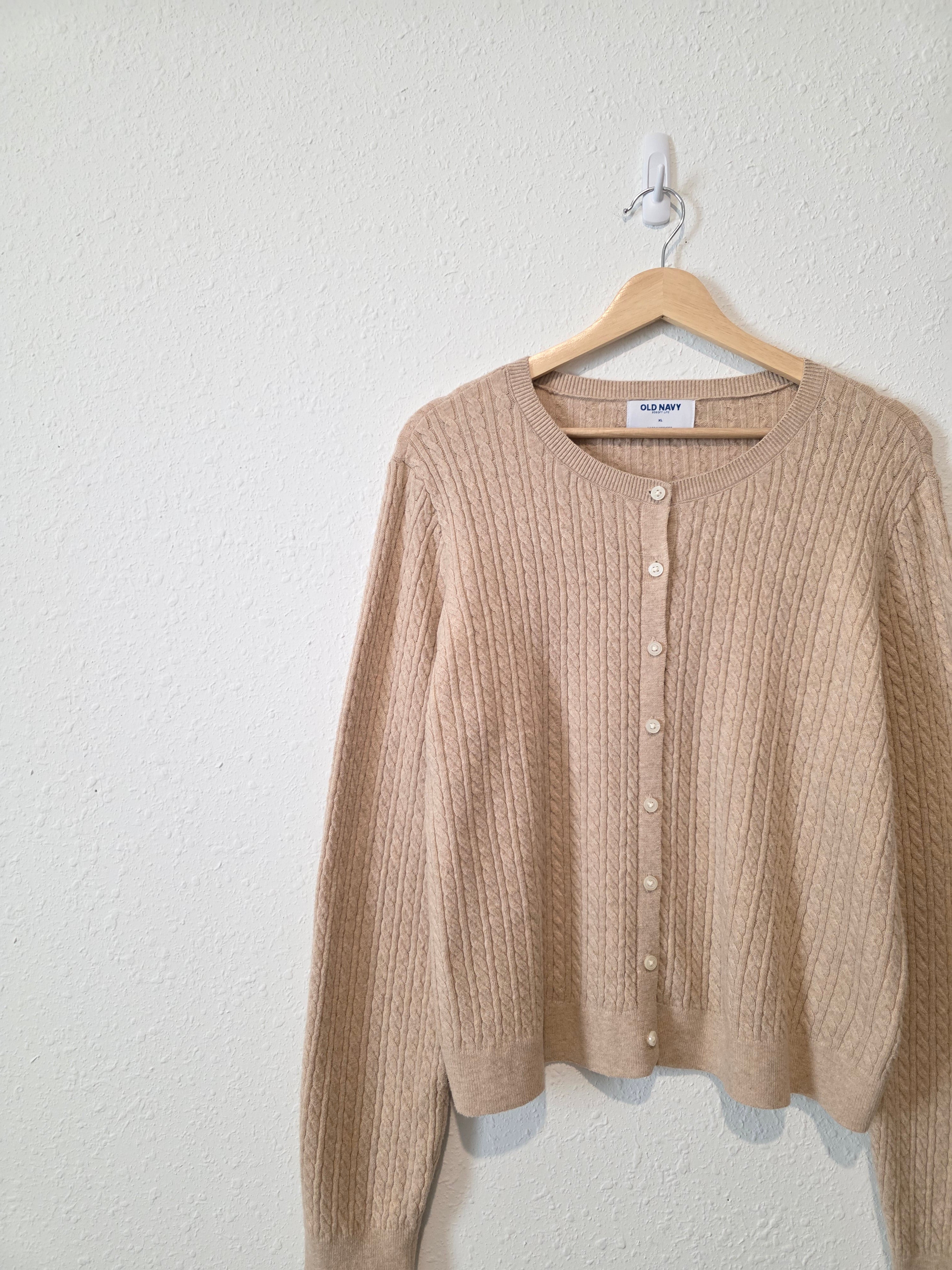 Cable Knit Button Up Cardigan (XL)