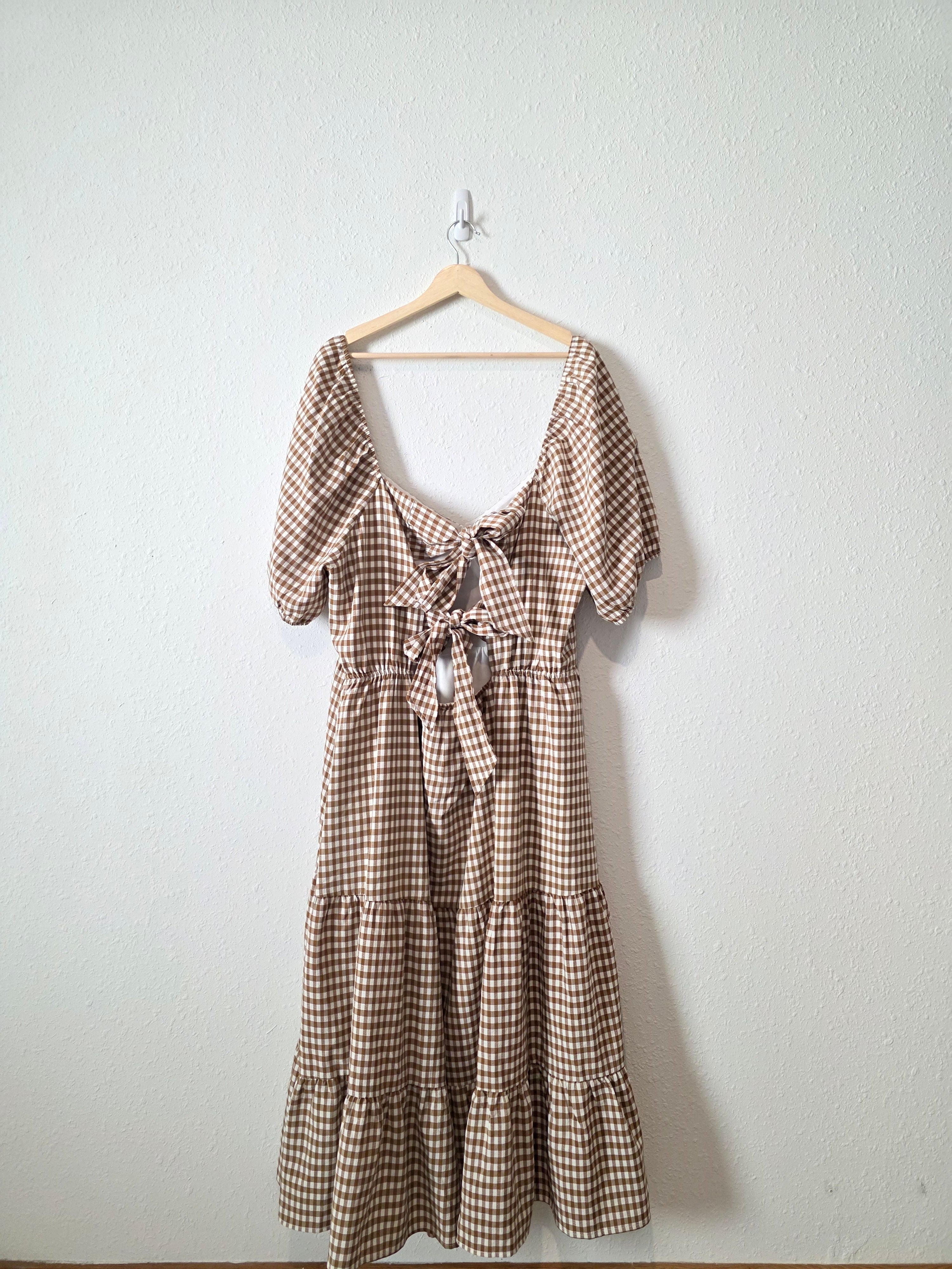Arula Gingham Midi Dress (3X)