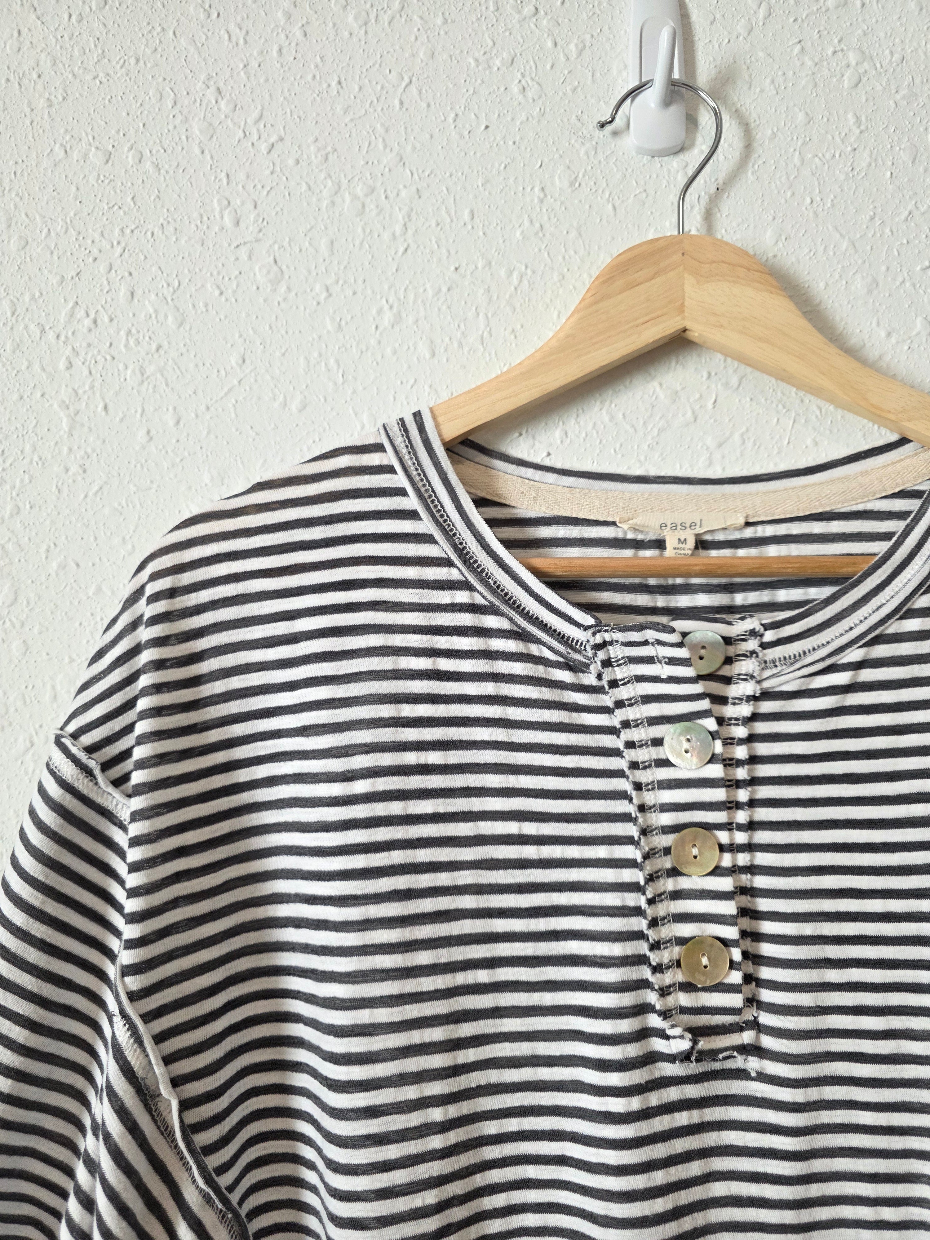 Easel Striped Oversized Tee (M)