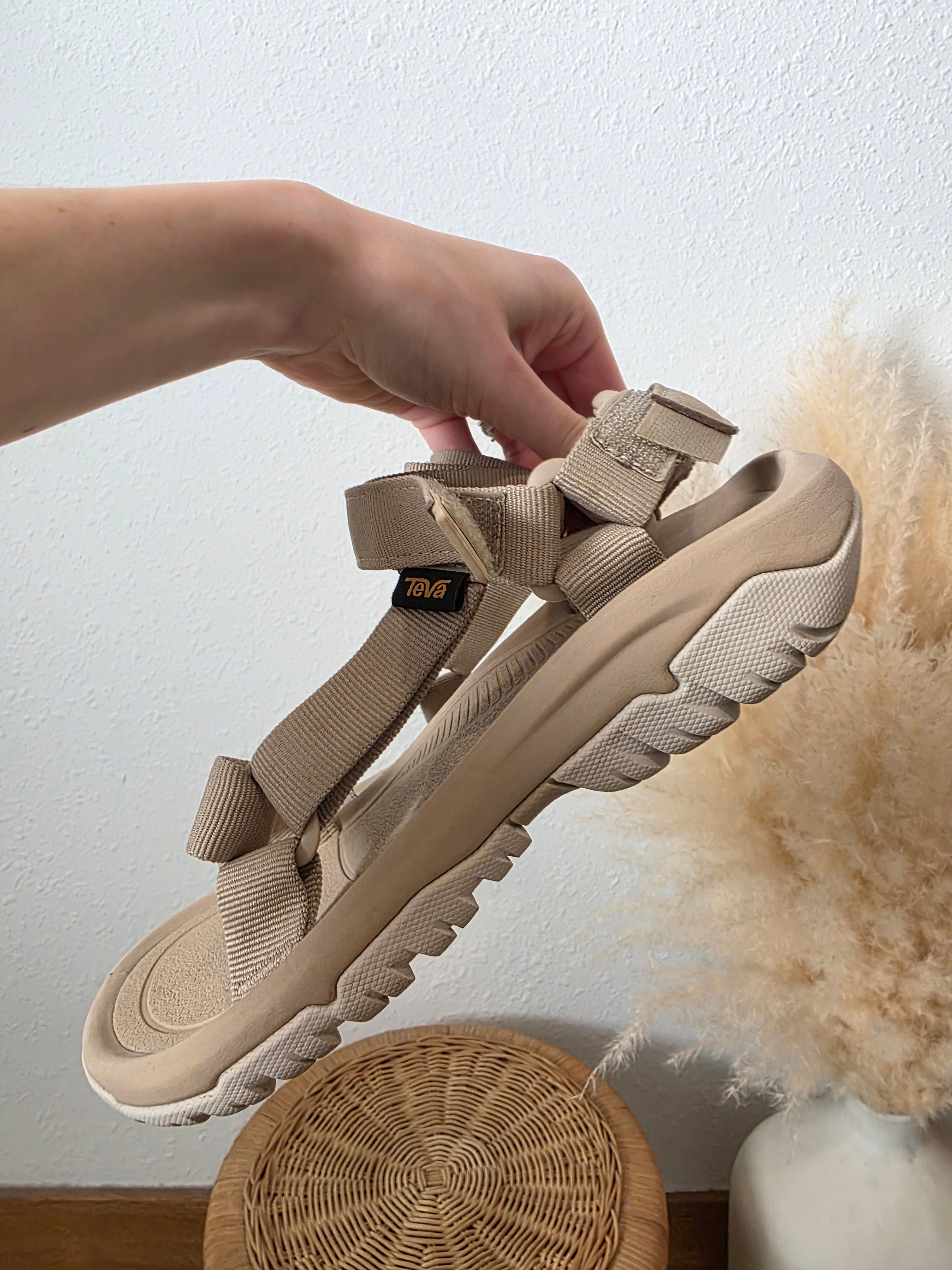 Teva Neutral Sandals (7)