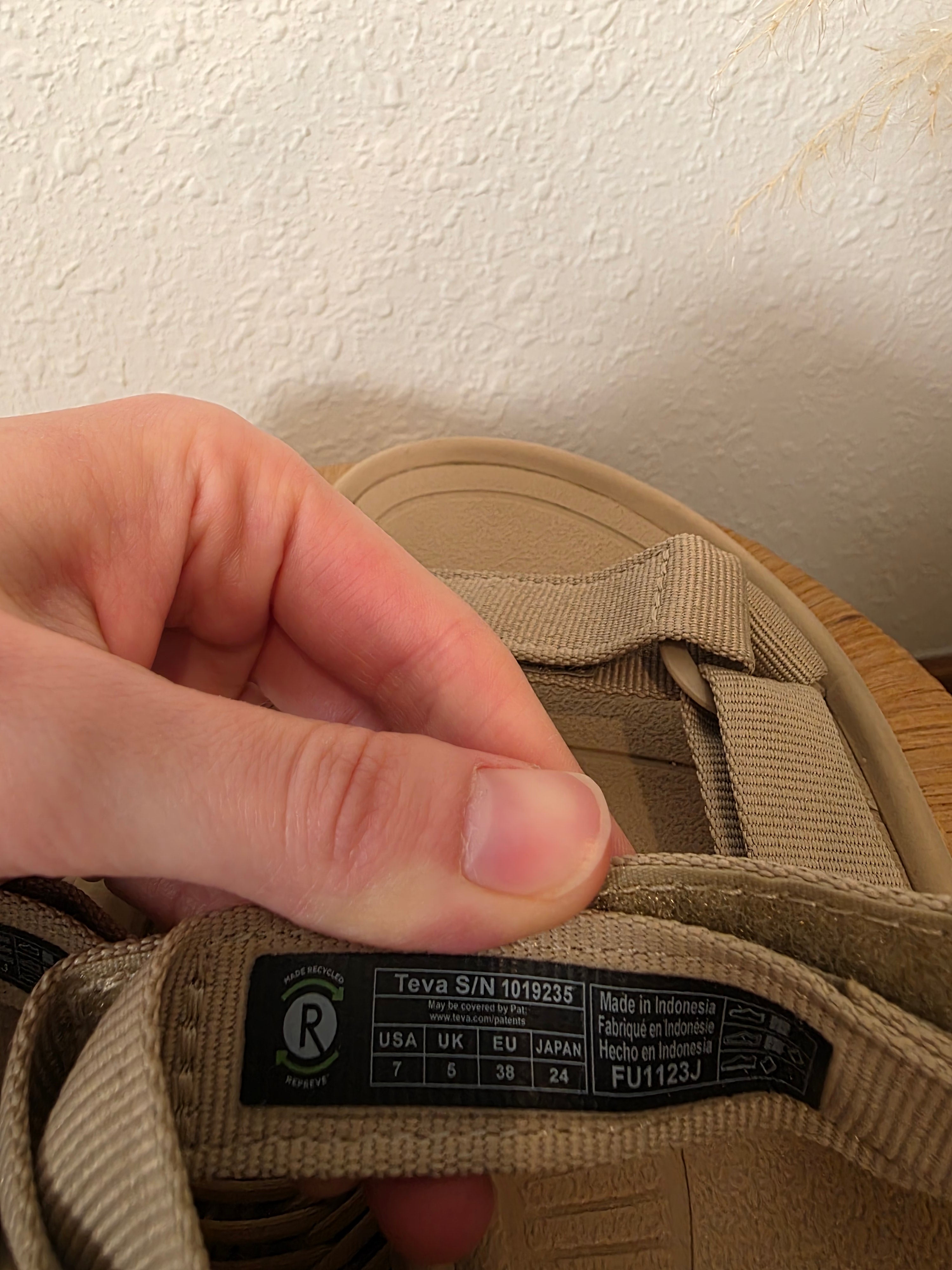 Teva Neutral Sandals (7)