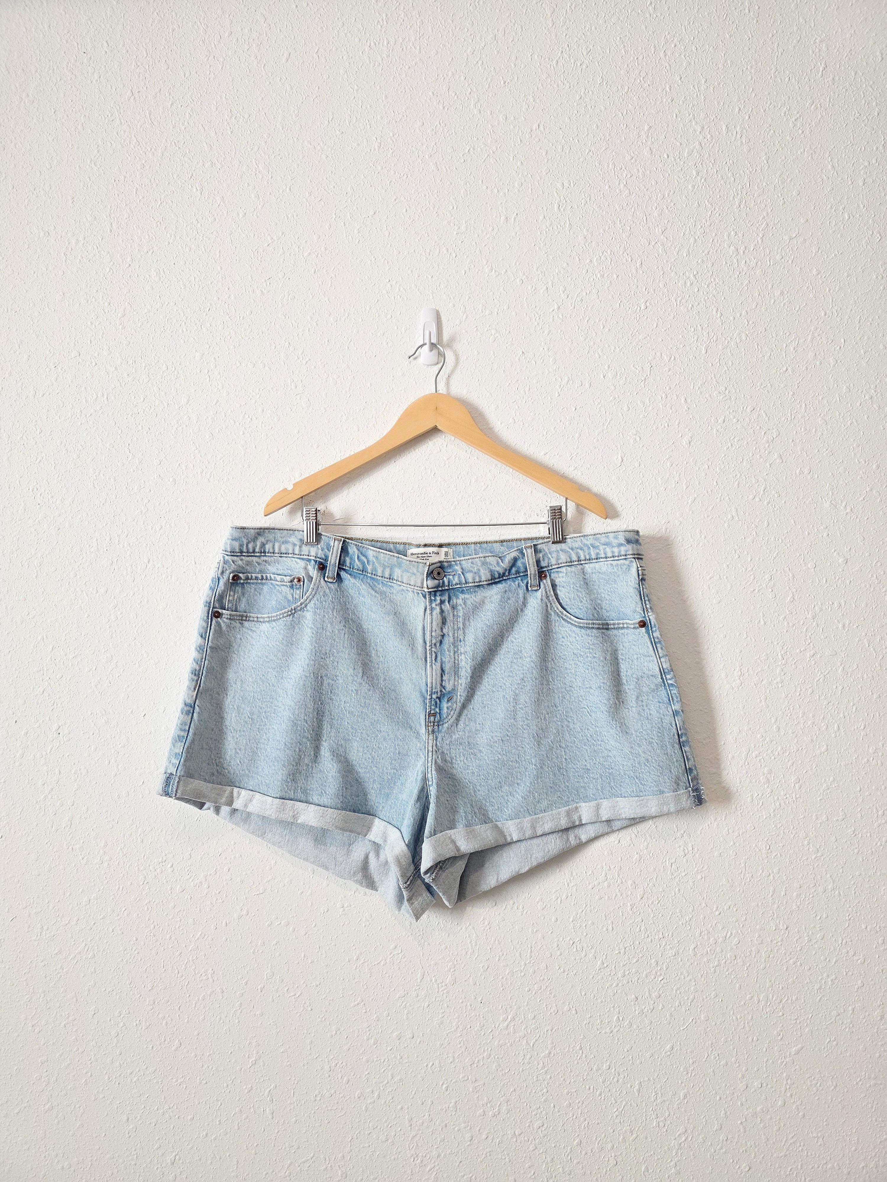 Abercrombie Denim Mom Shorts (35/20)
