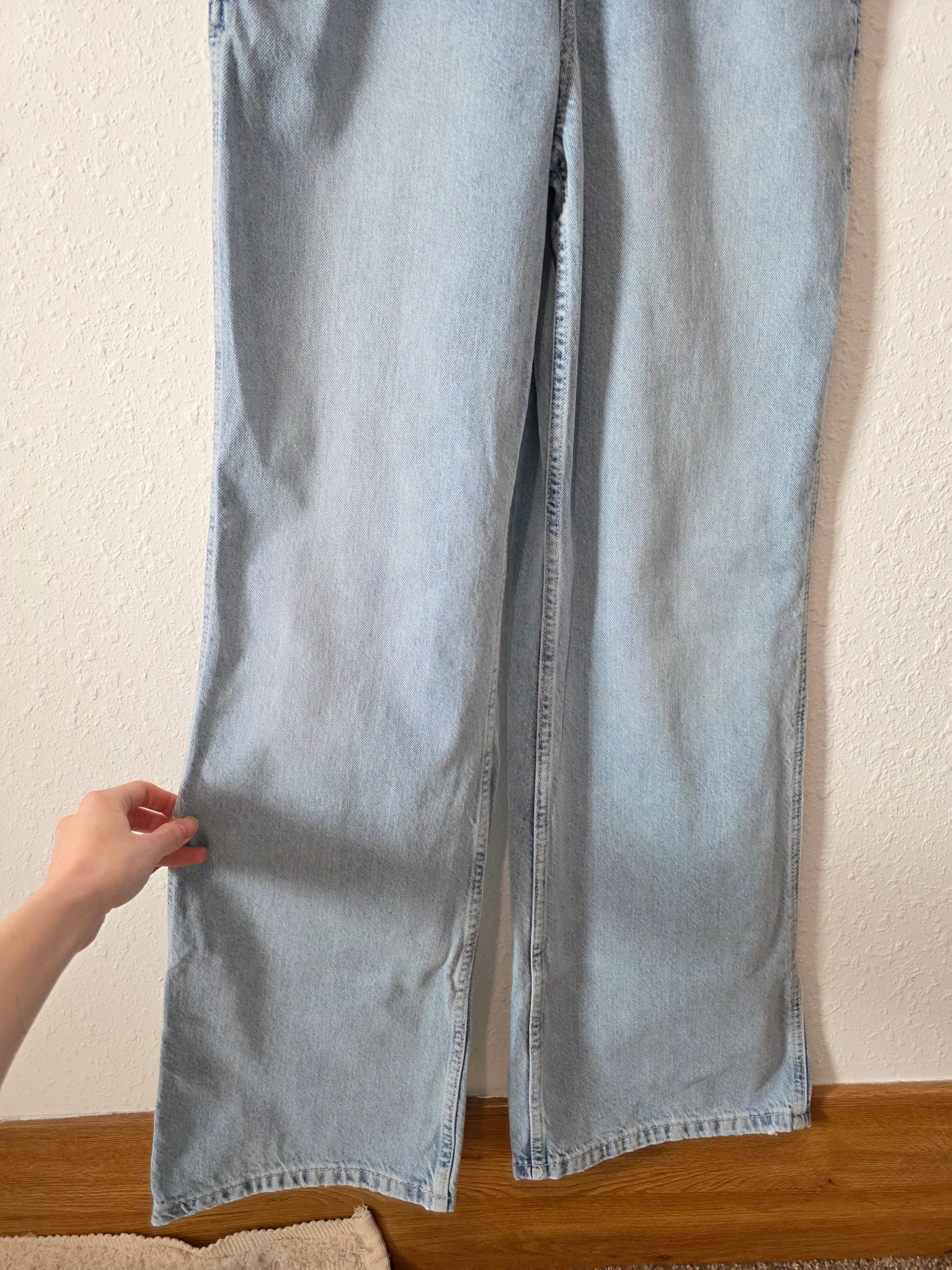 Zara Light Wash Denim Overalls (S)