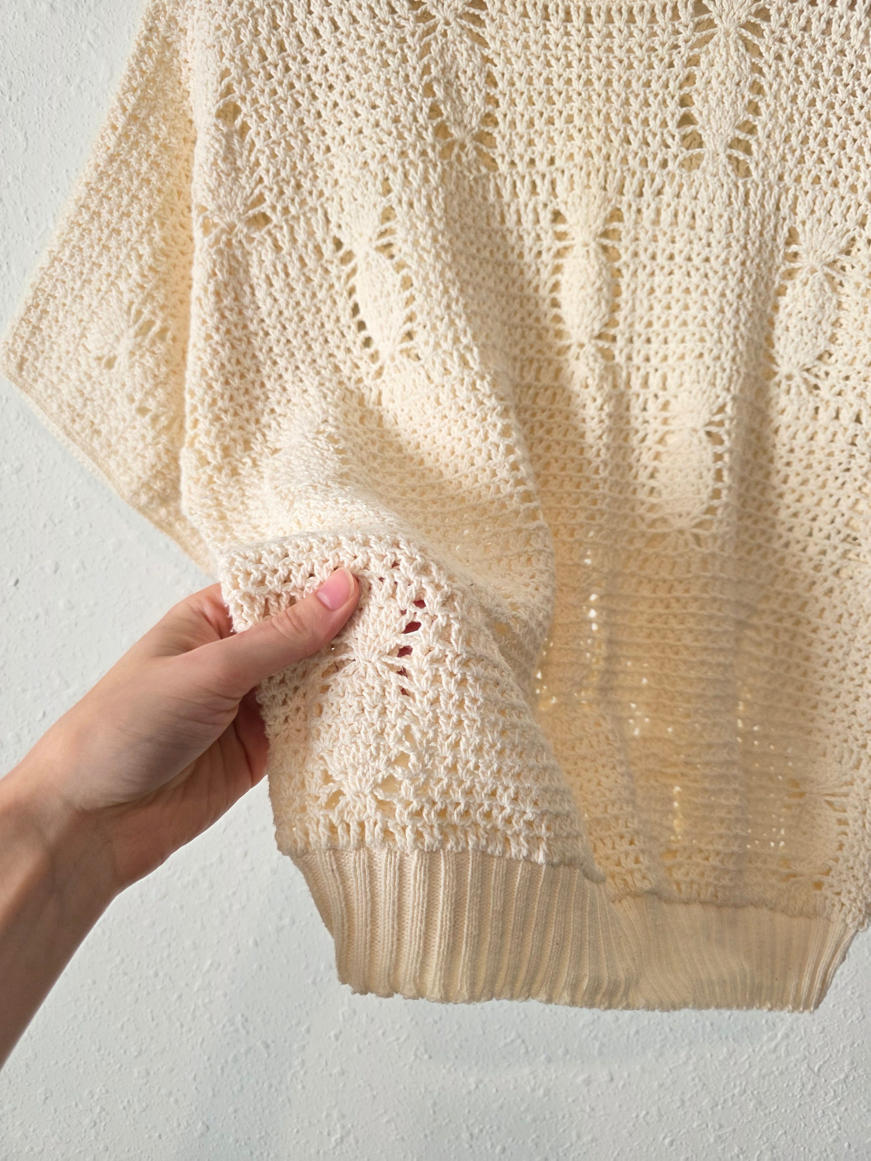 Vintage Crochet Knit Top (M/L)