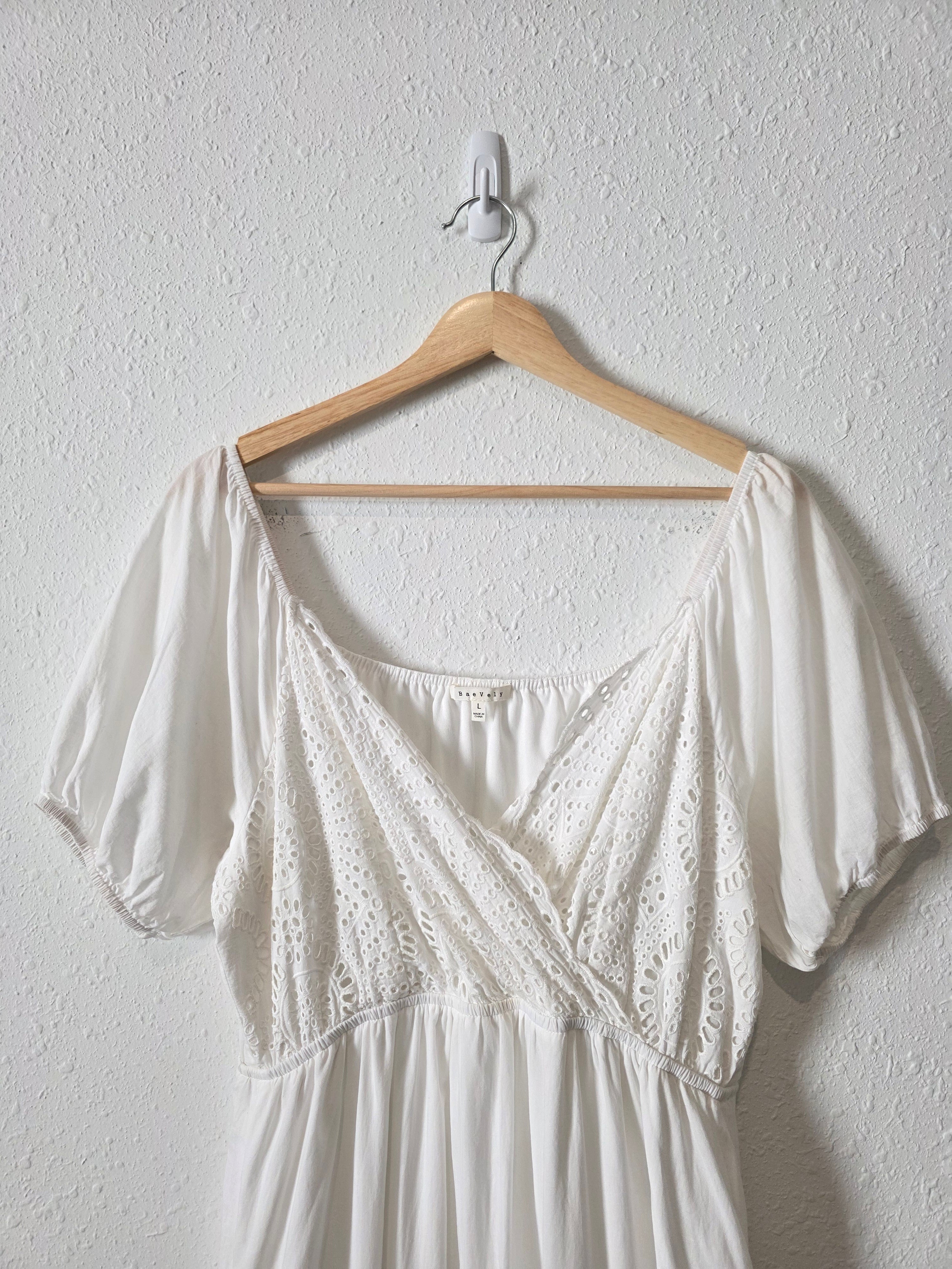 White Eyelet Maxi Dress (L)