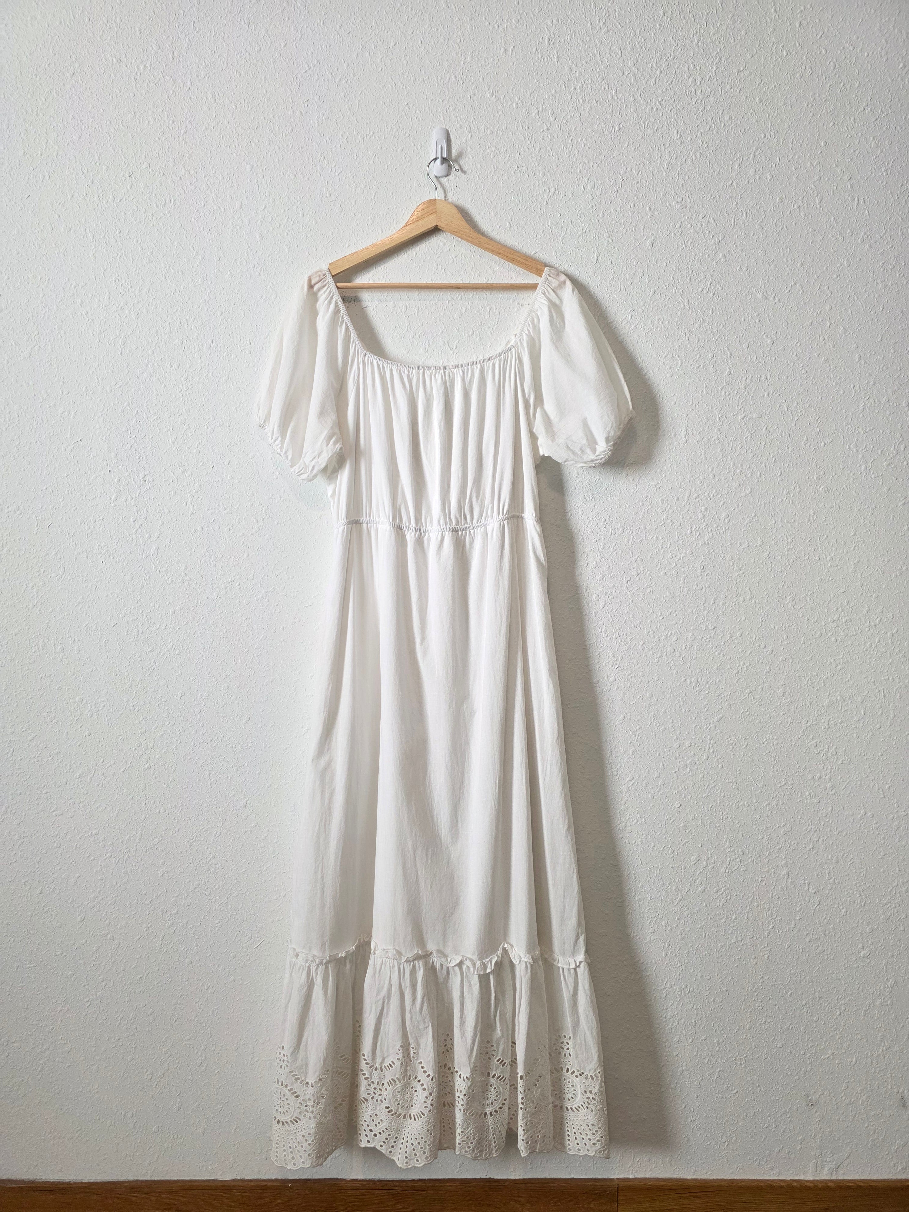 White Eyelet Maxi Dress (L)