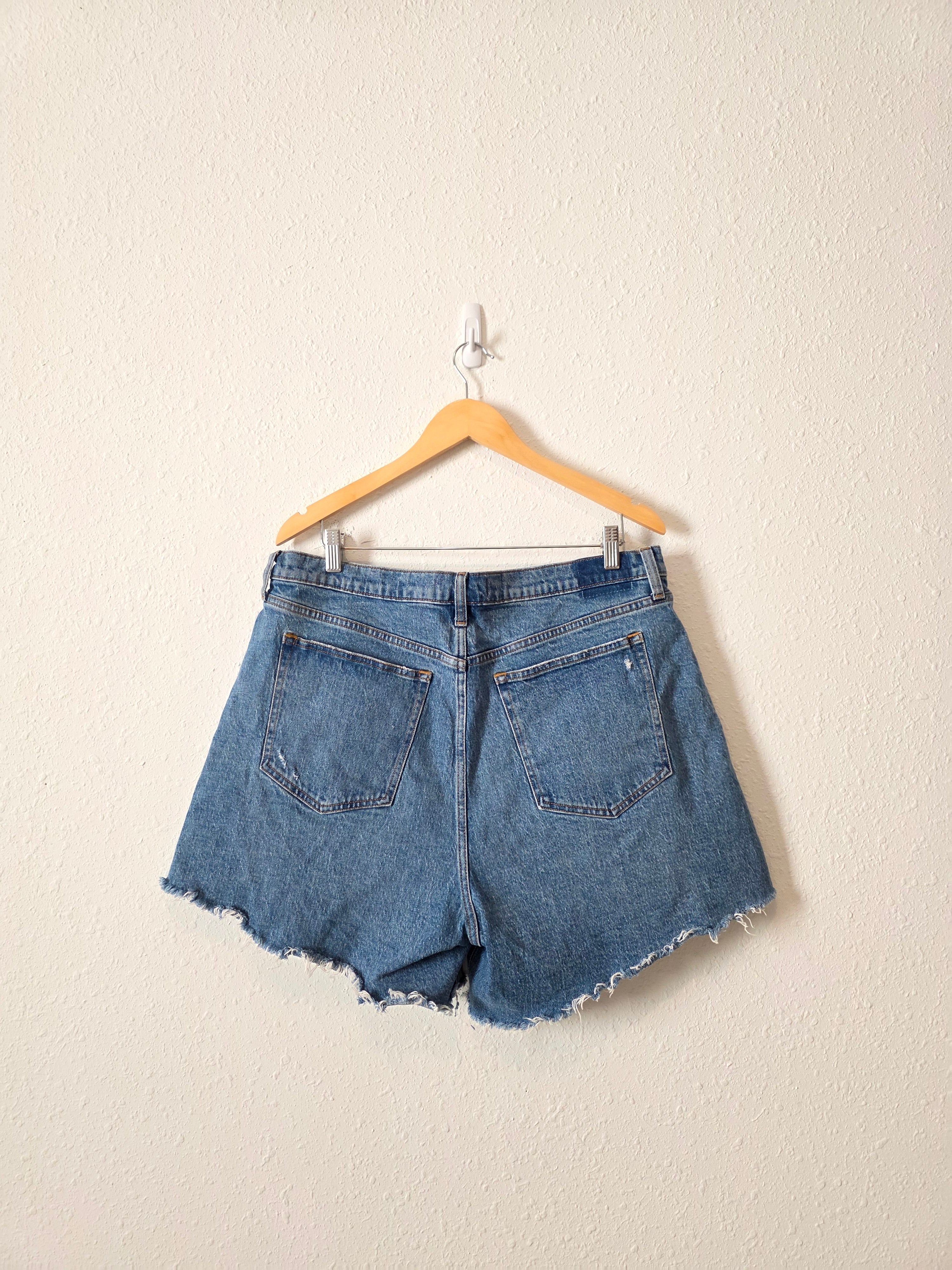 Abercrombie High Rise Dad Shorts (33/16)