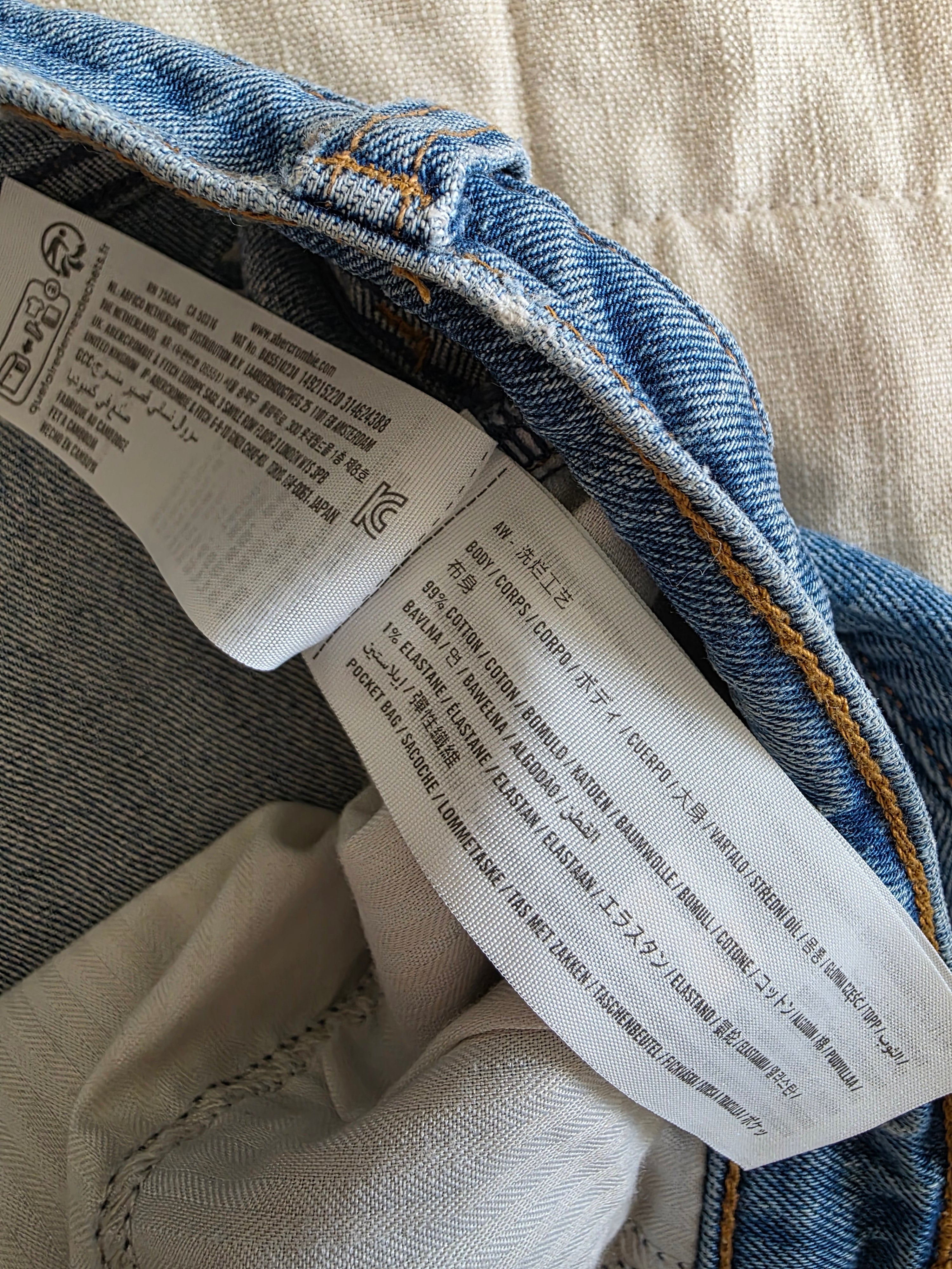 Abercrombie High Rise Dad Shorts (33/16)