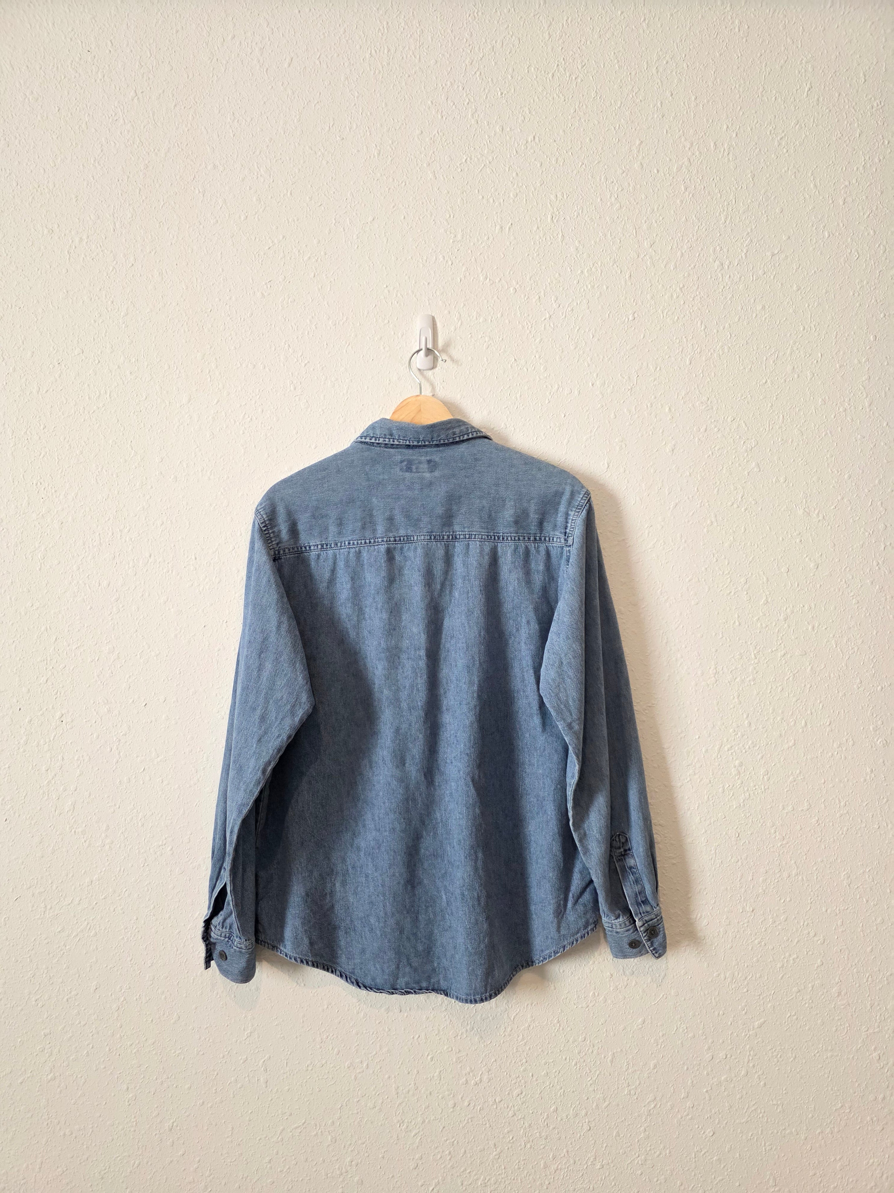Vintage Denim Button Up (M)
