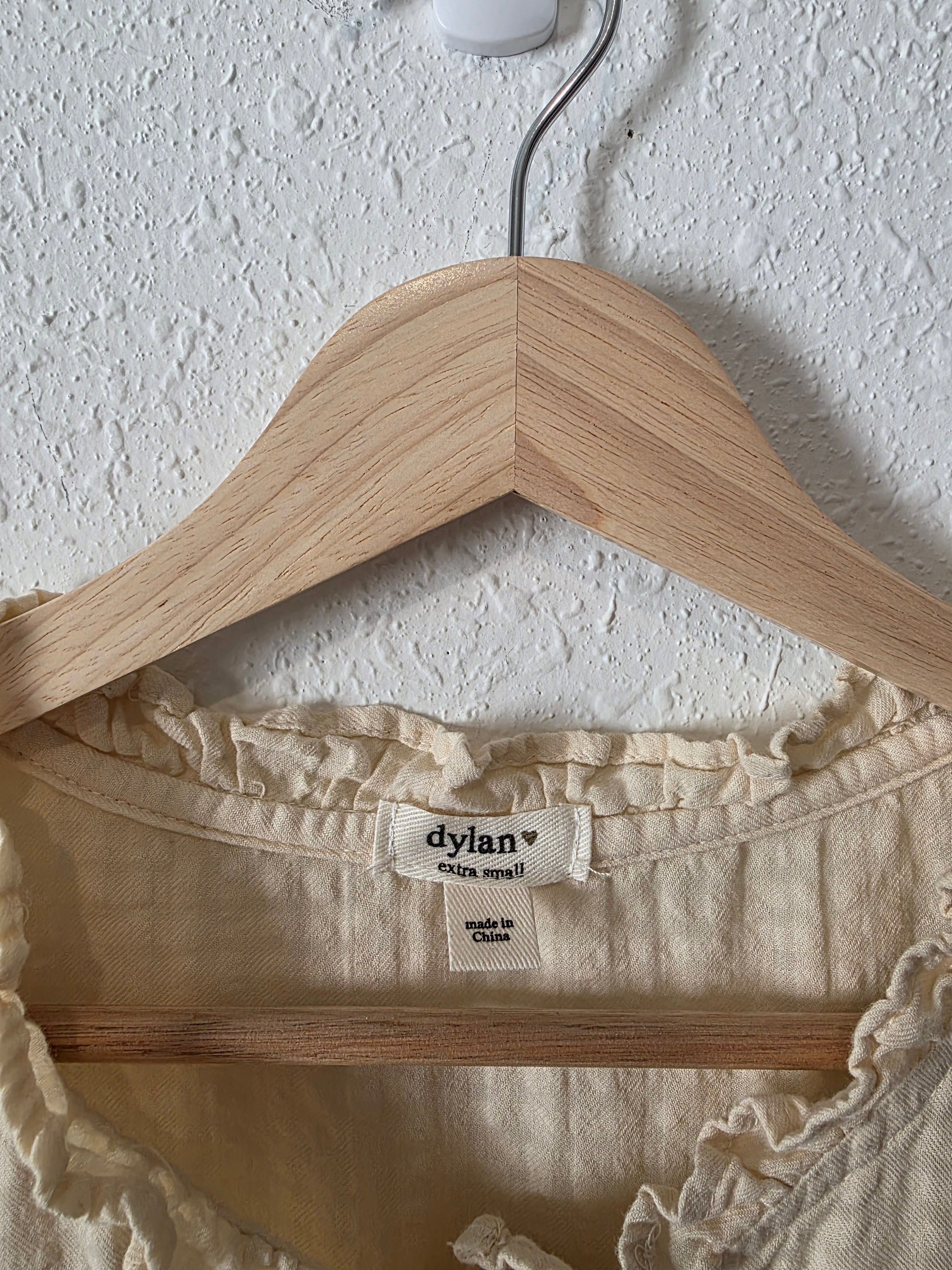 Neutral Button Up Top (XS)