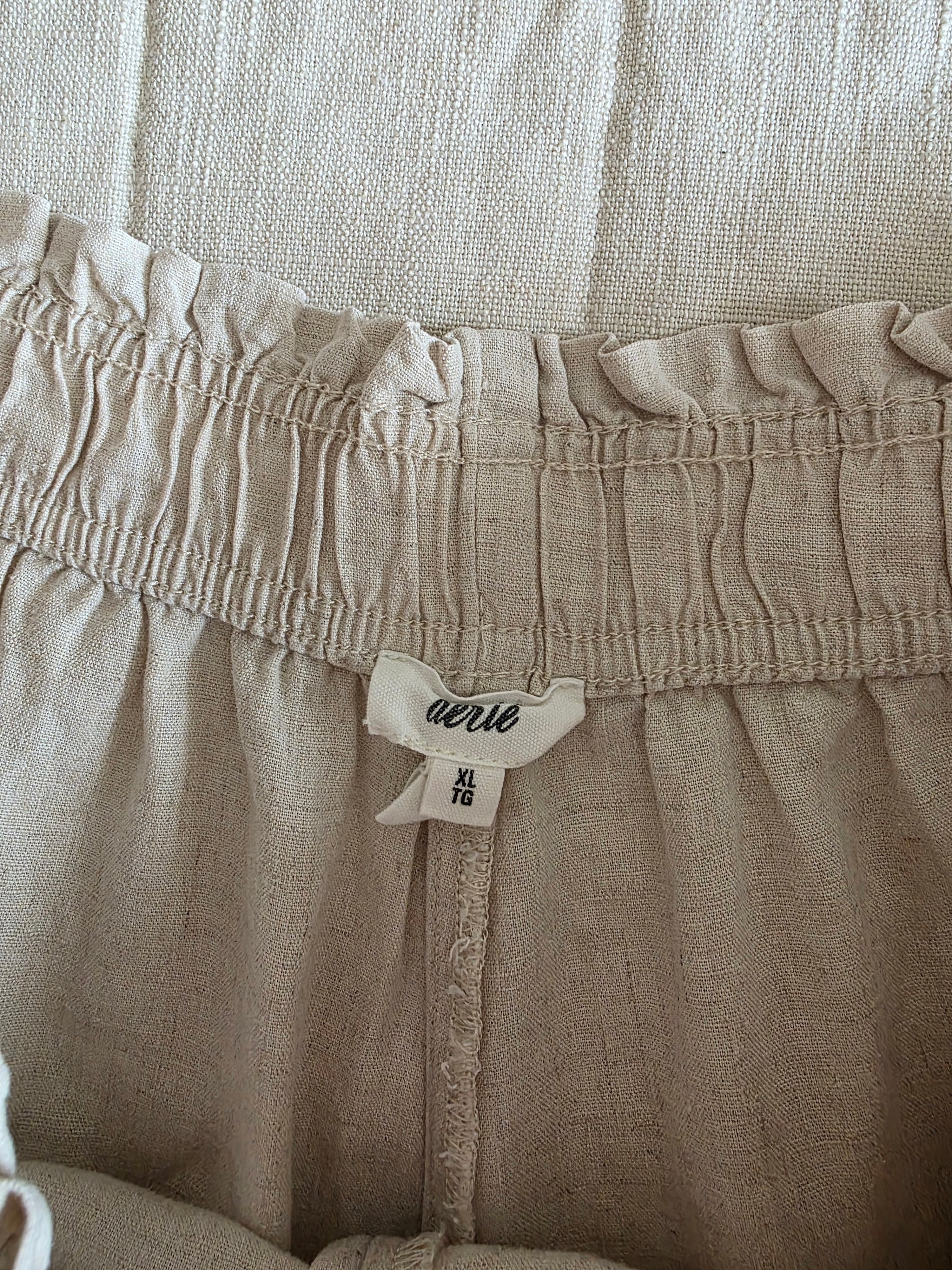 Aerie Linen Blend Shorts (XL)
