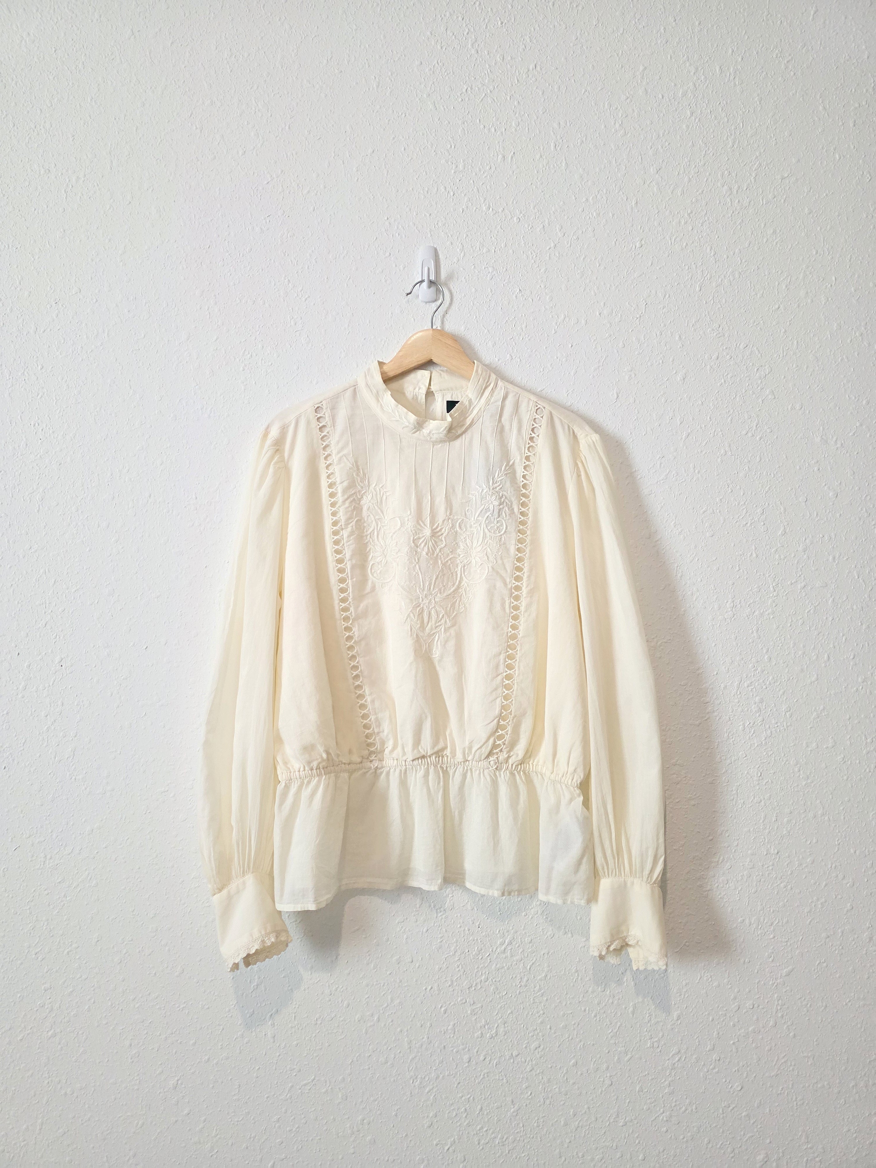NEW Floral Embroidered Cotton Blouse (XL)