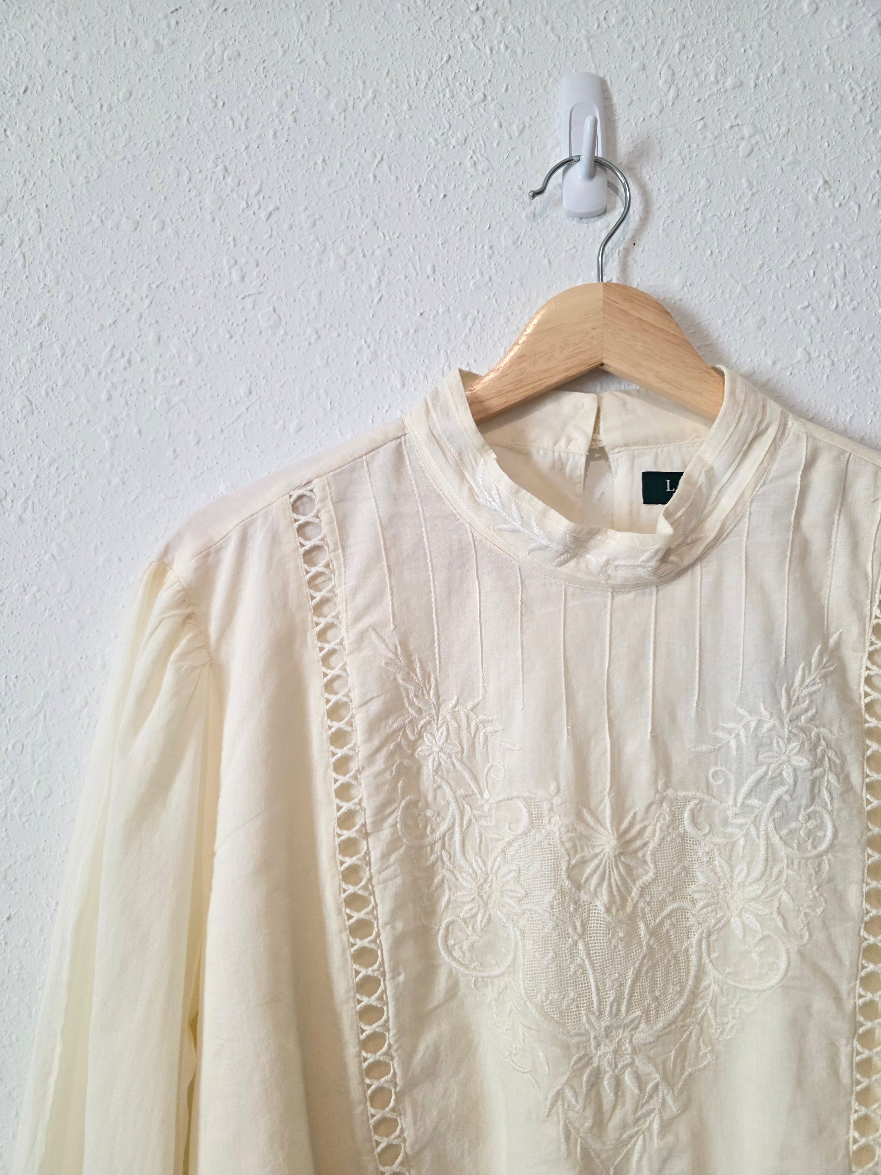 NEW Floral Embroidered Cotton Blouse (XL)