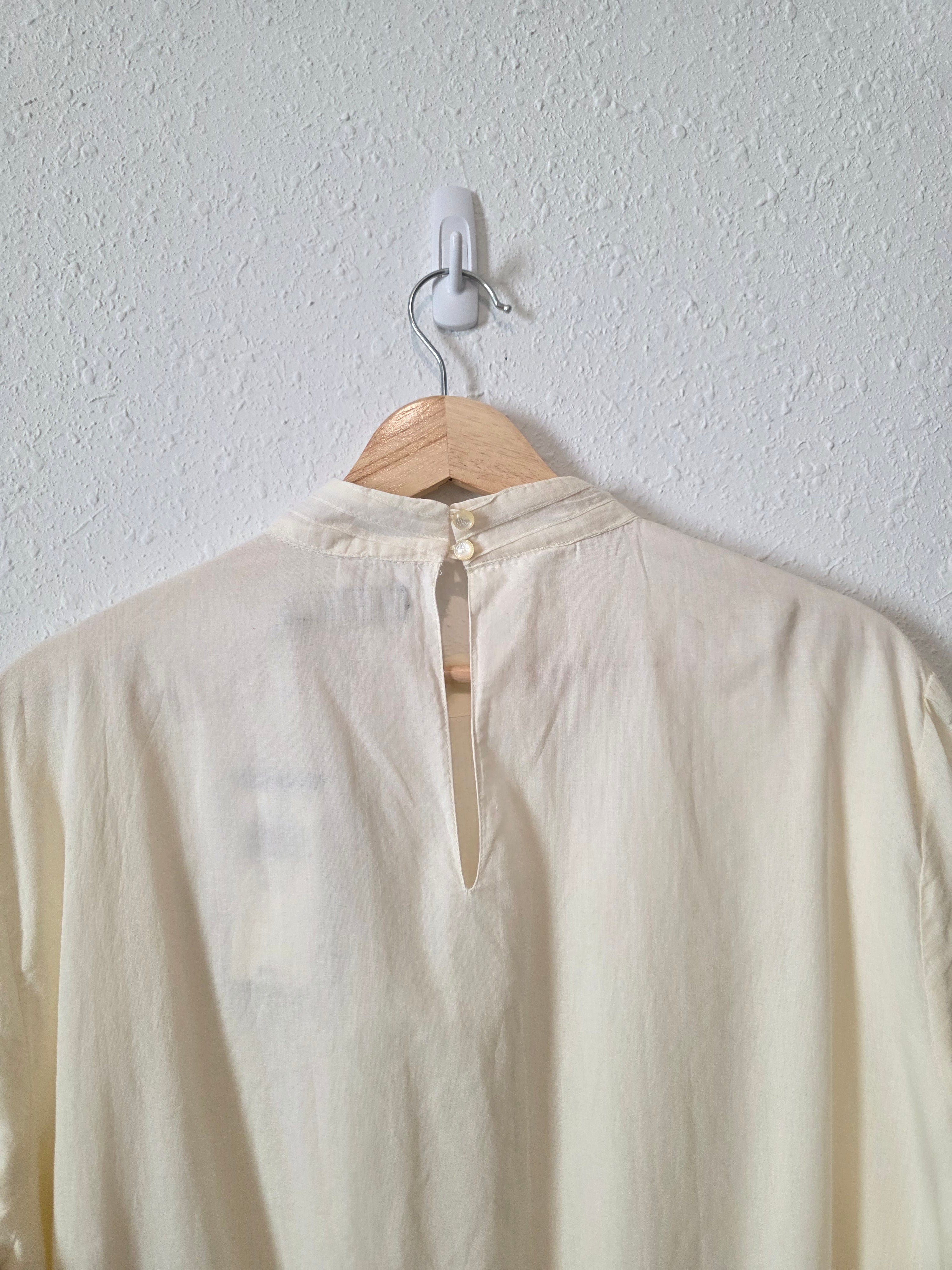 NEW Floral Embroidered Cotton Blouse (XL)